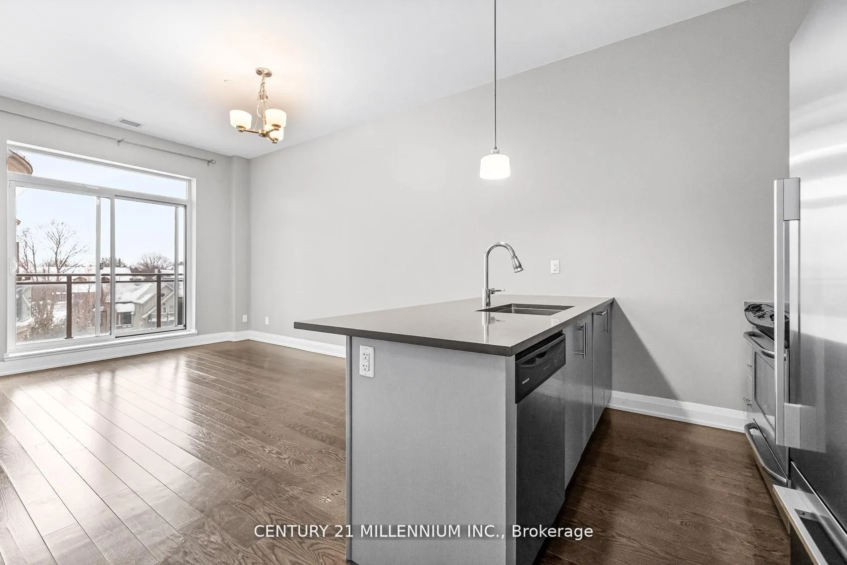 Photo 6 of Unit 419, 15277 Yonge Street, Aurora, Aurora Village — HOMEH