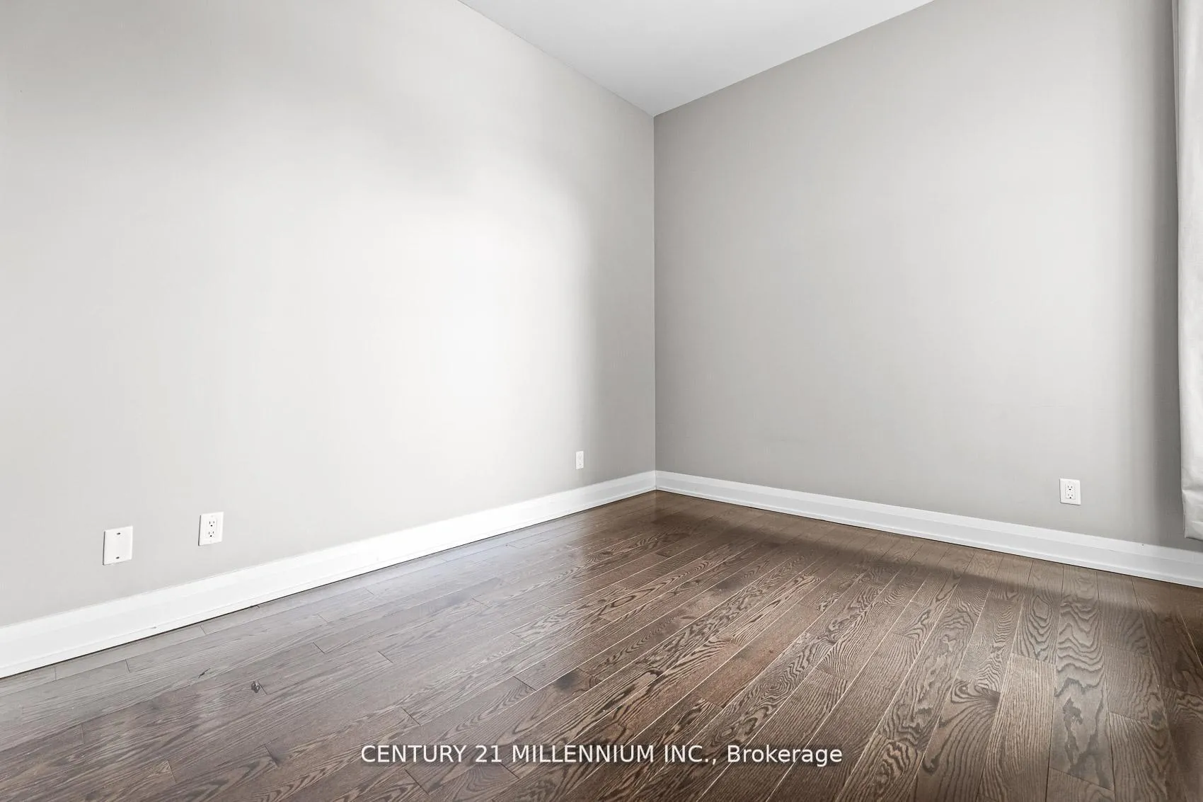 Photo 17 of Unit 419, 15277 Yonge Street, Aurora, Aurora Village — HOMEH