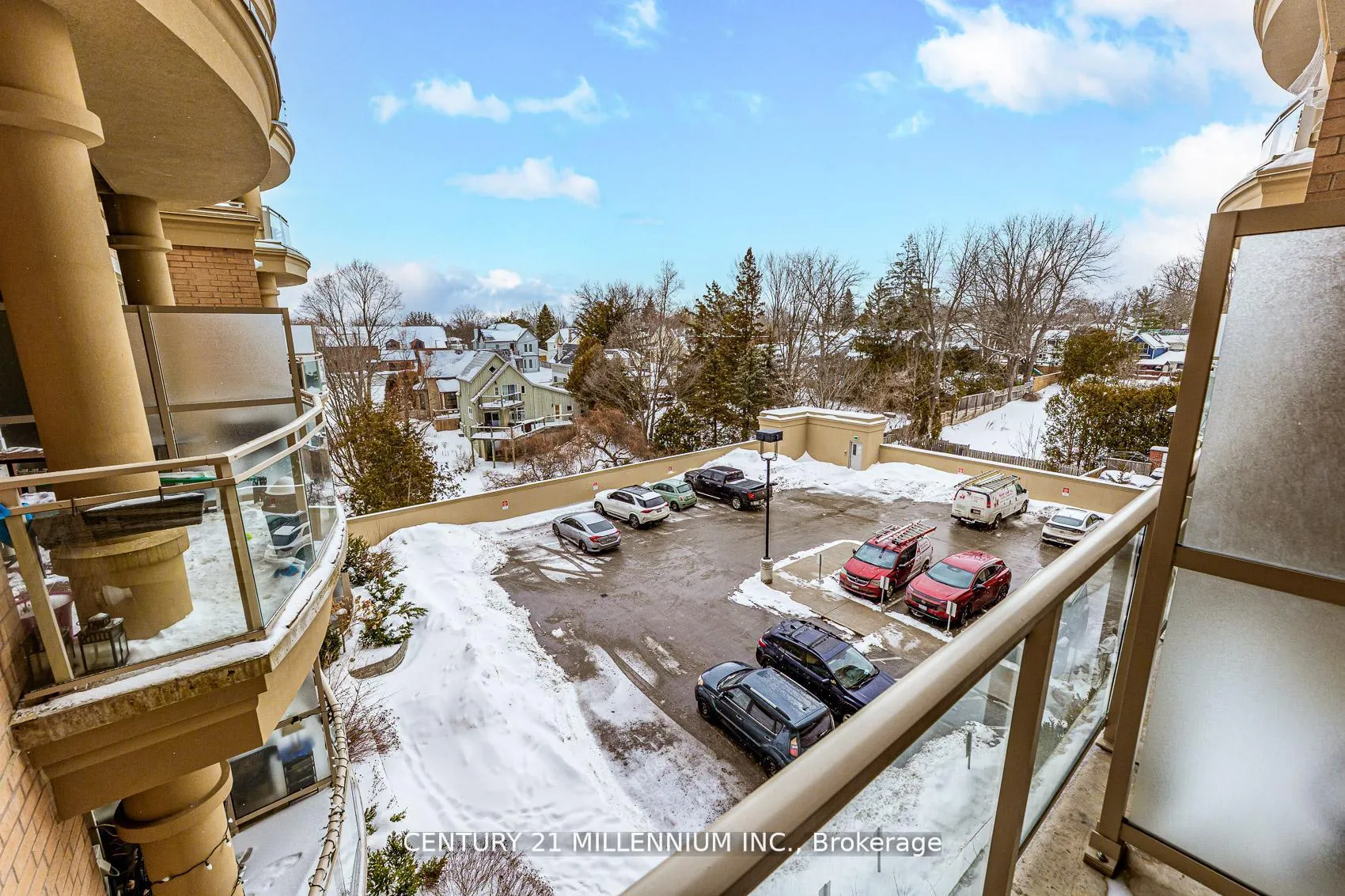 Photo 27 of Unit 419, 15277 Yonge Street, Aurora, Aurora Village — HOMEH