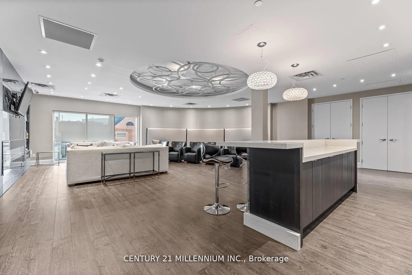 Photo 28 of Unit 419, 15277 Yonge Street, Aurora, Aurora Village — HOMEH