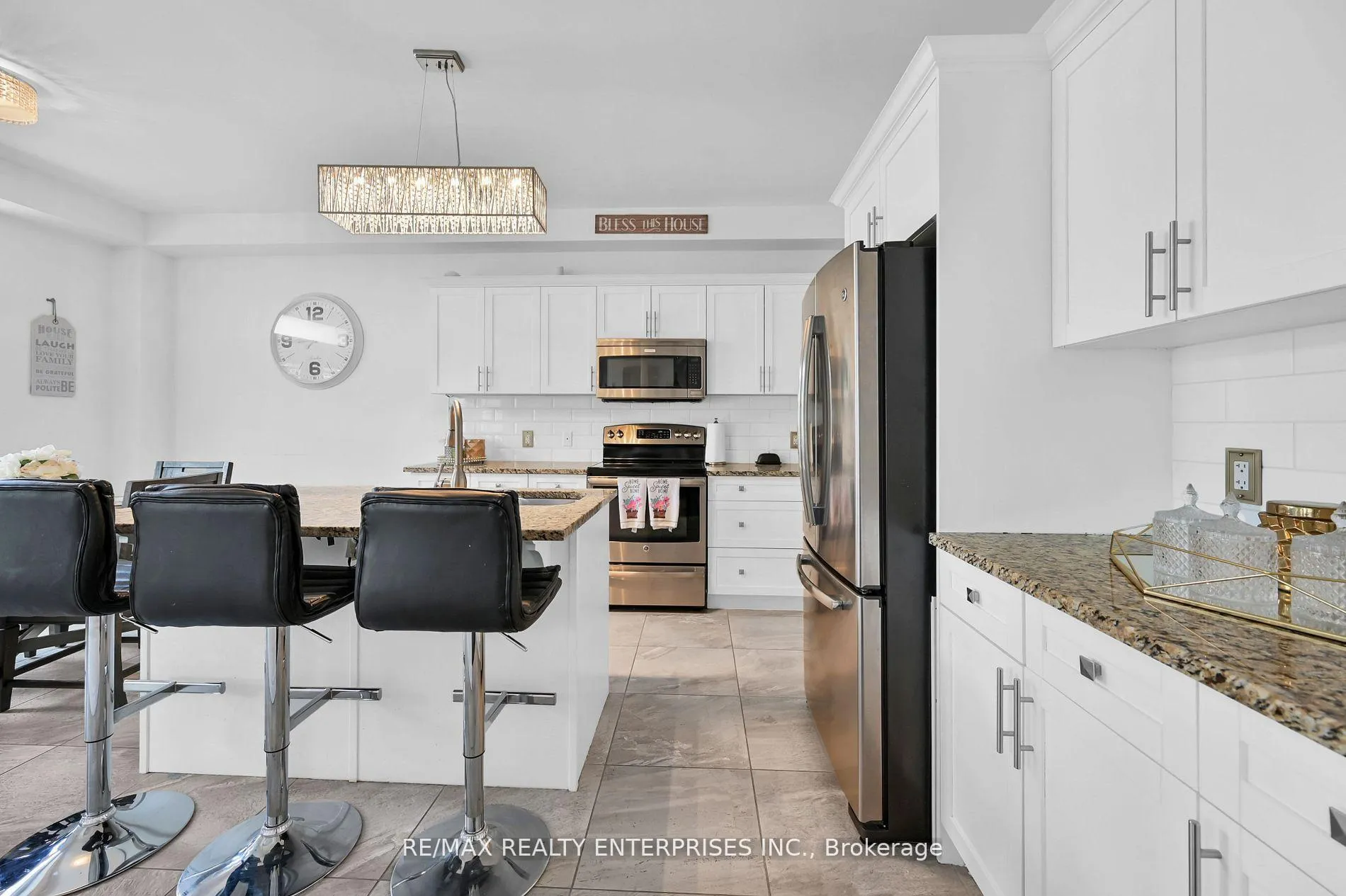 Photo 17 of 130 Chartwell Circle, Hamilton, Jerome — HOMEH