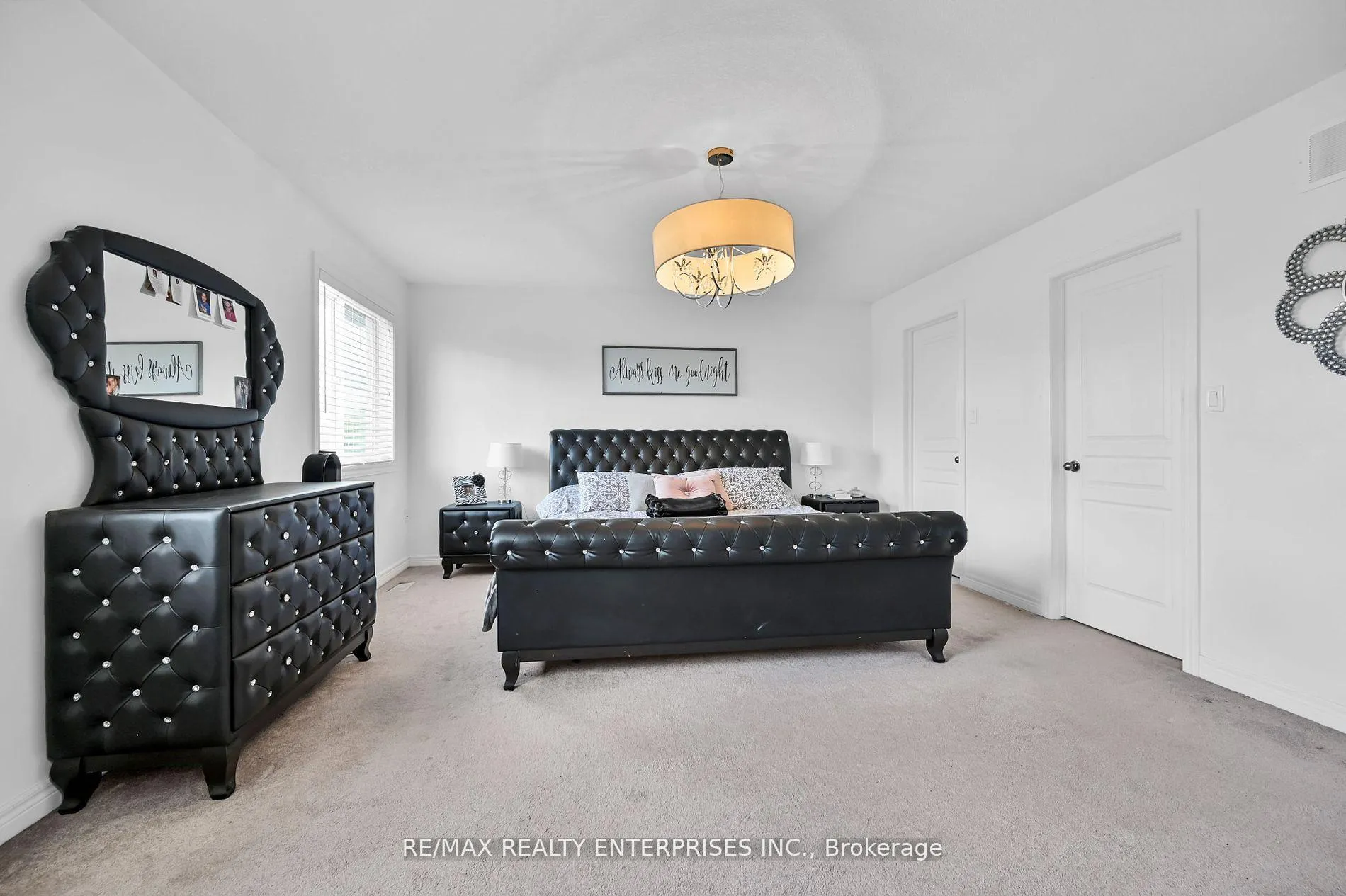 Photo 24 of 130 Chartwell Circle, Hamilton, Jerome — HOMEH