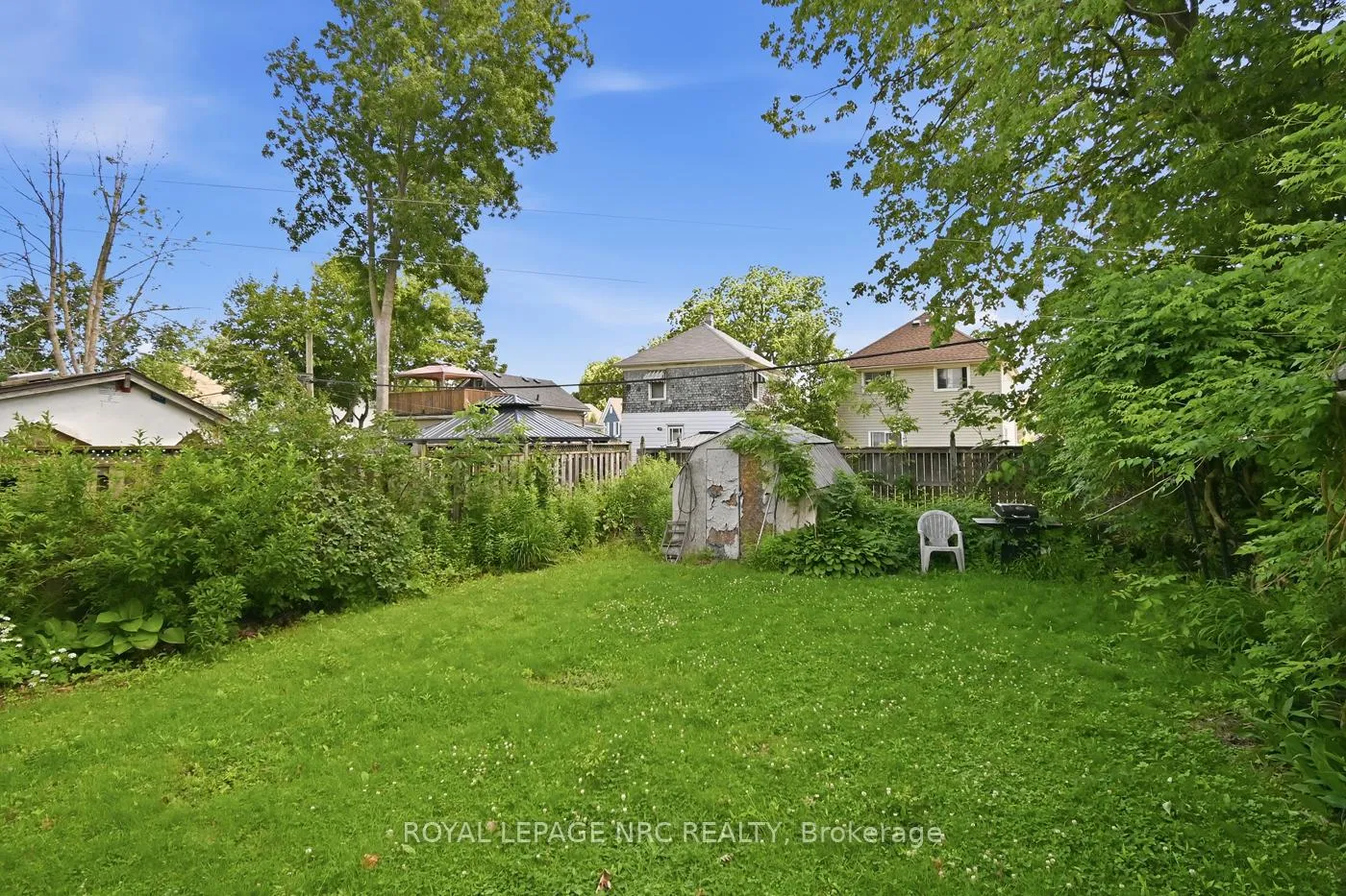 Photo 30 of 4719 Epworth Circle, Niagara Falls, Downtown — HOMEH