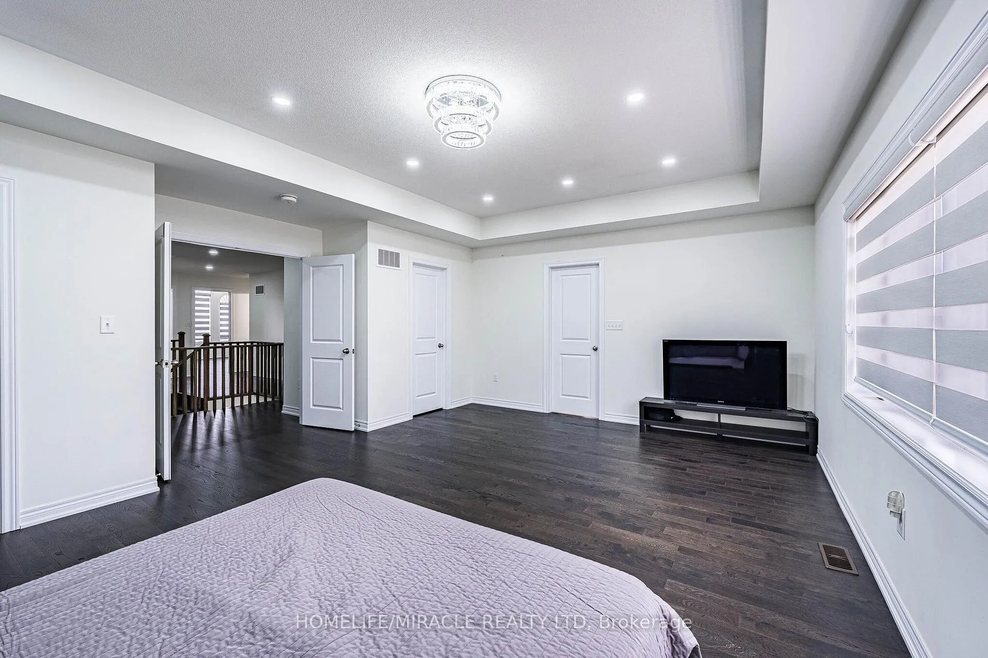 Photo 27 of 21 Junior Road, Brampton, Northwest Brampton — HOMEH