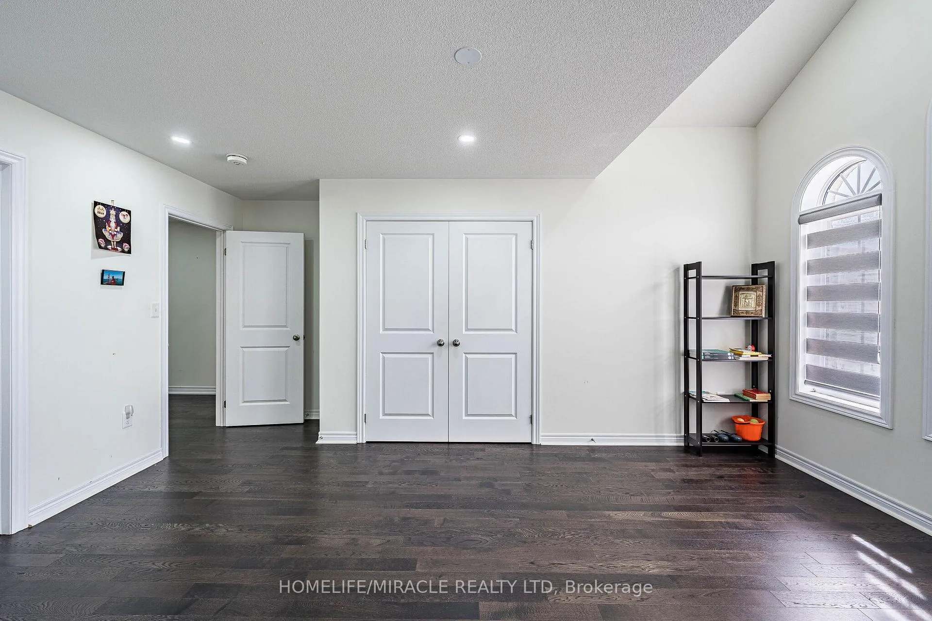 Photo 36 of 21 Junior Road, Brampton, Northwest Brampton — HOMEH