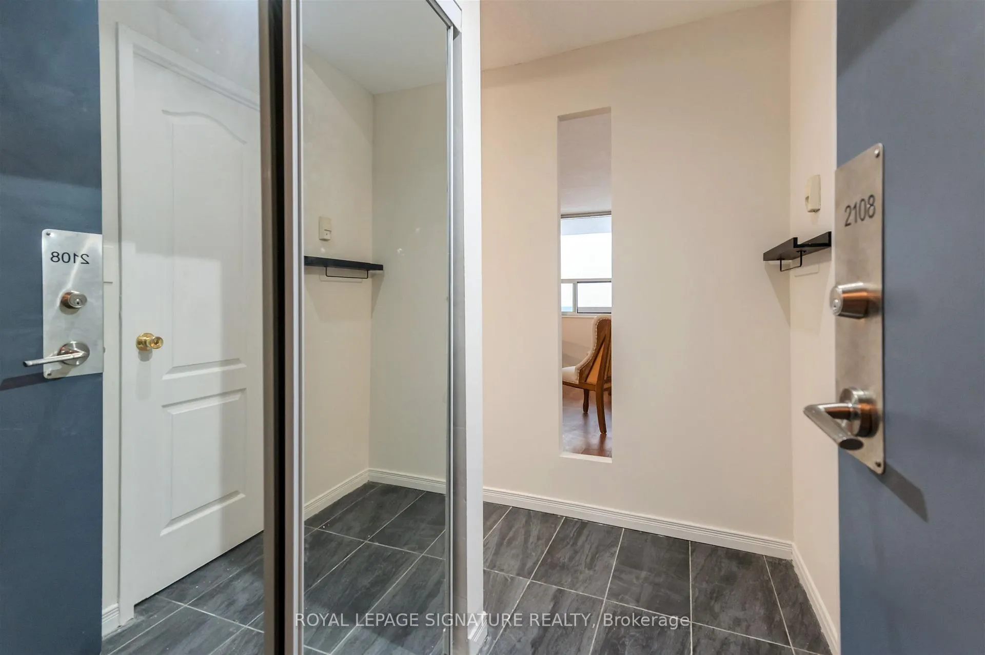 Photo 2 of Unit 2108, 40 Homewood Avenue, Toronto, Cabbagetown-South St. James Town — HOMEH