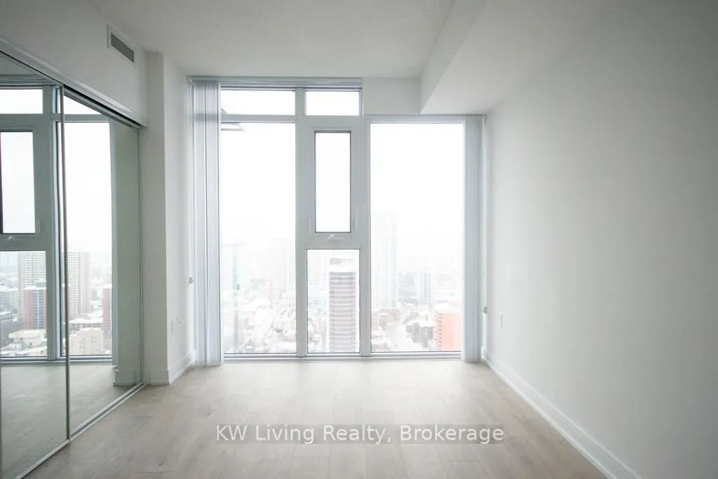 Photo 4 of Unit 3904, 50 Wellesley Street E, Toronto, Church-Yonge Corridor — HOMEH