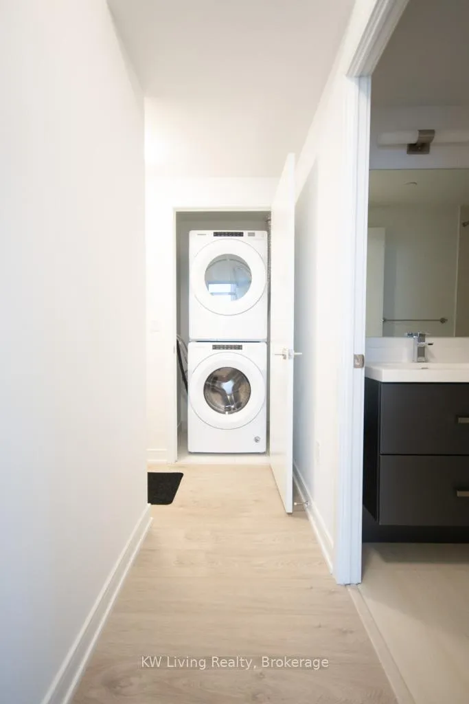 Photo 9 of Unit 3904, 50 Wellesley Street E, Toronto, Church-Yonge Corridor — HOMEH