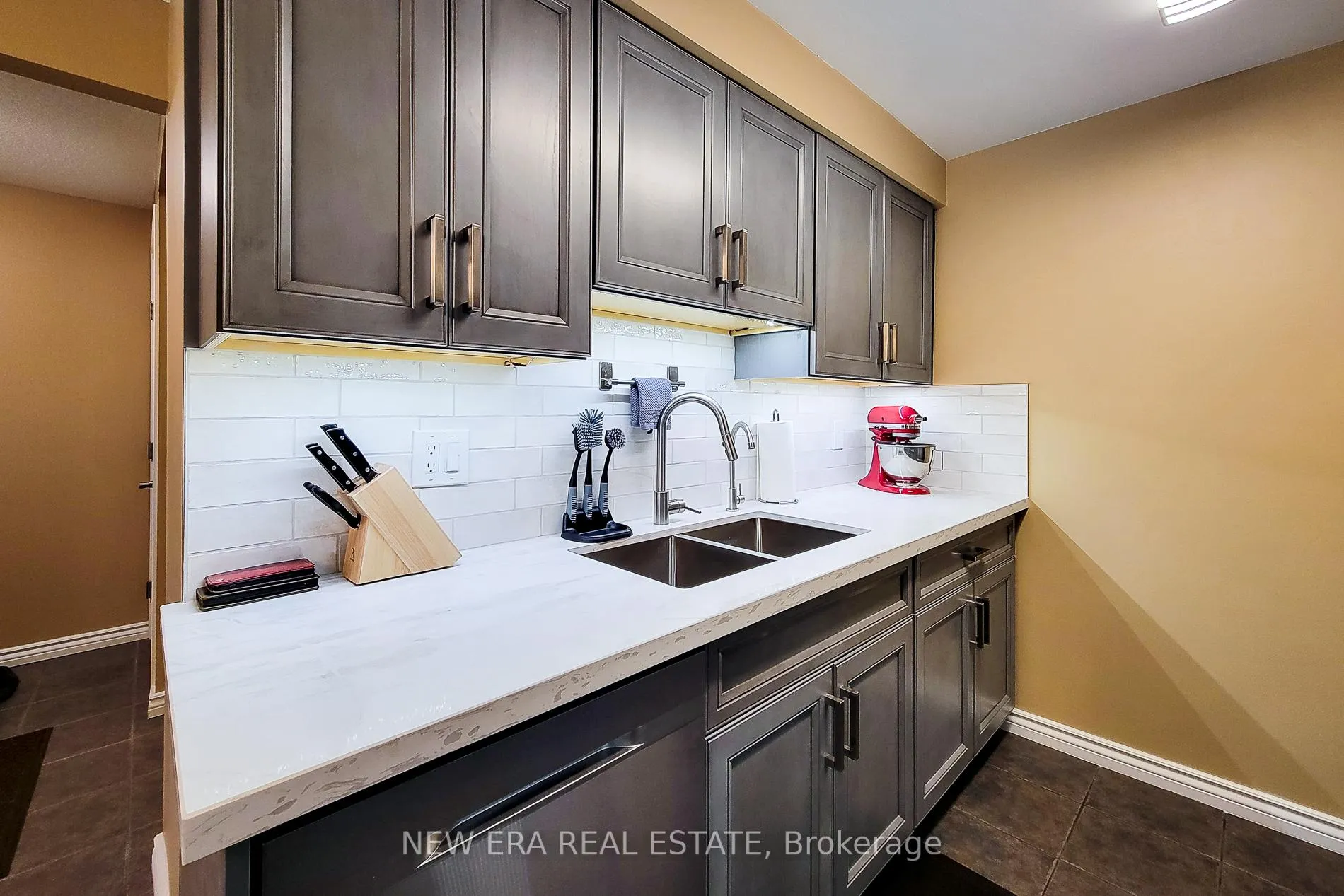 Photo 19 of Unit 39, 280 Thaler Avenue, Kitchener, Chicopee/Freeport — HOMEH