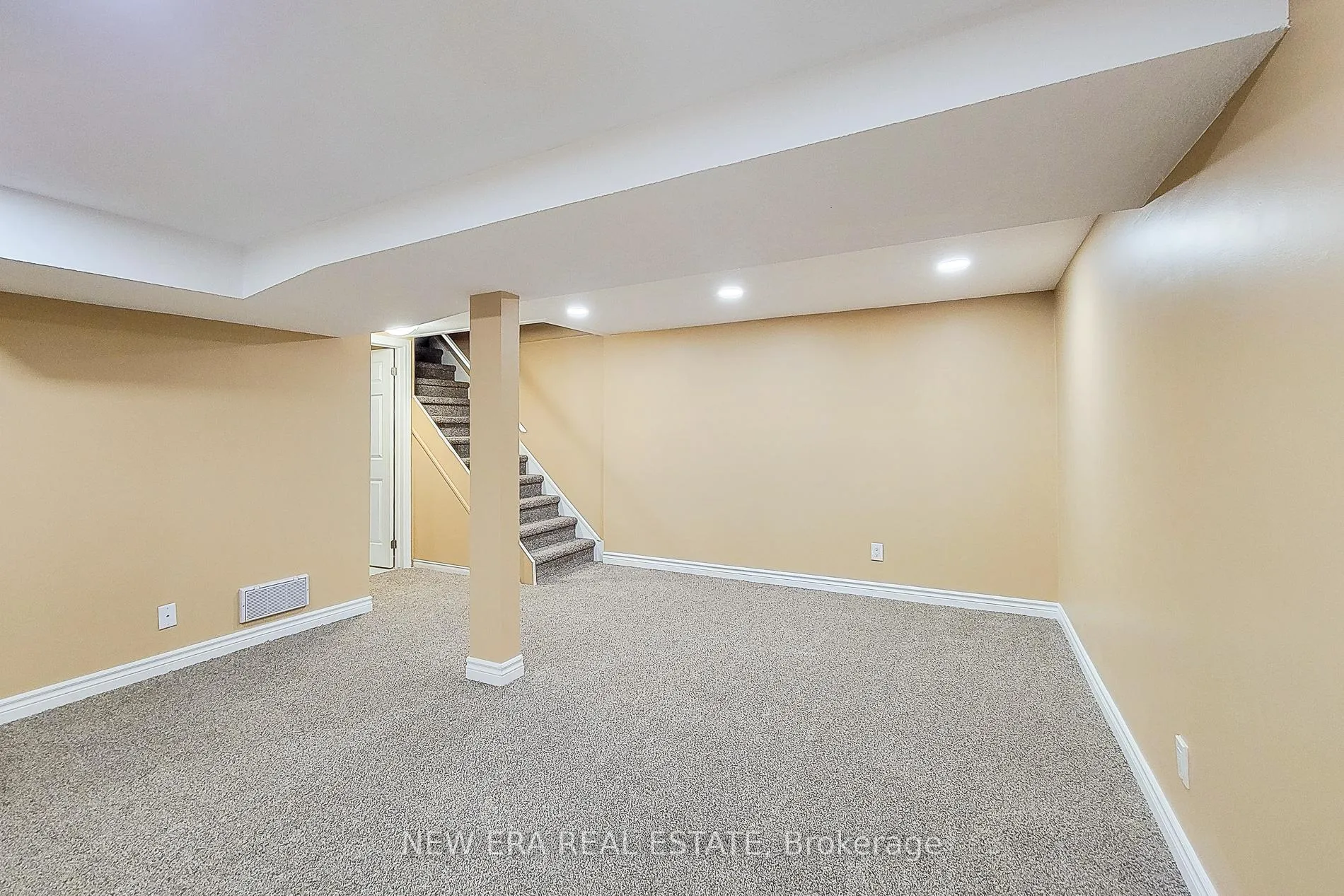 Photo 31 of Unit 39, 280 Thaler Avenue, Kitchener, Chicopee/Freeport — HOMEH