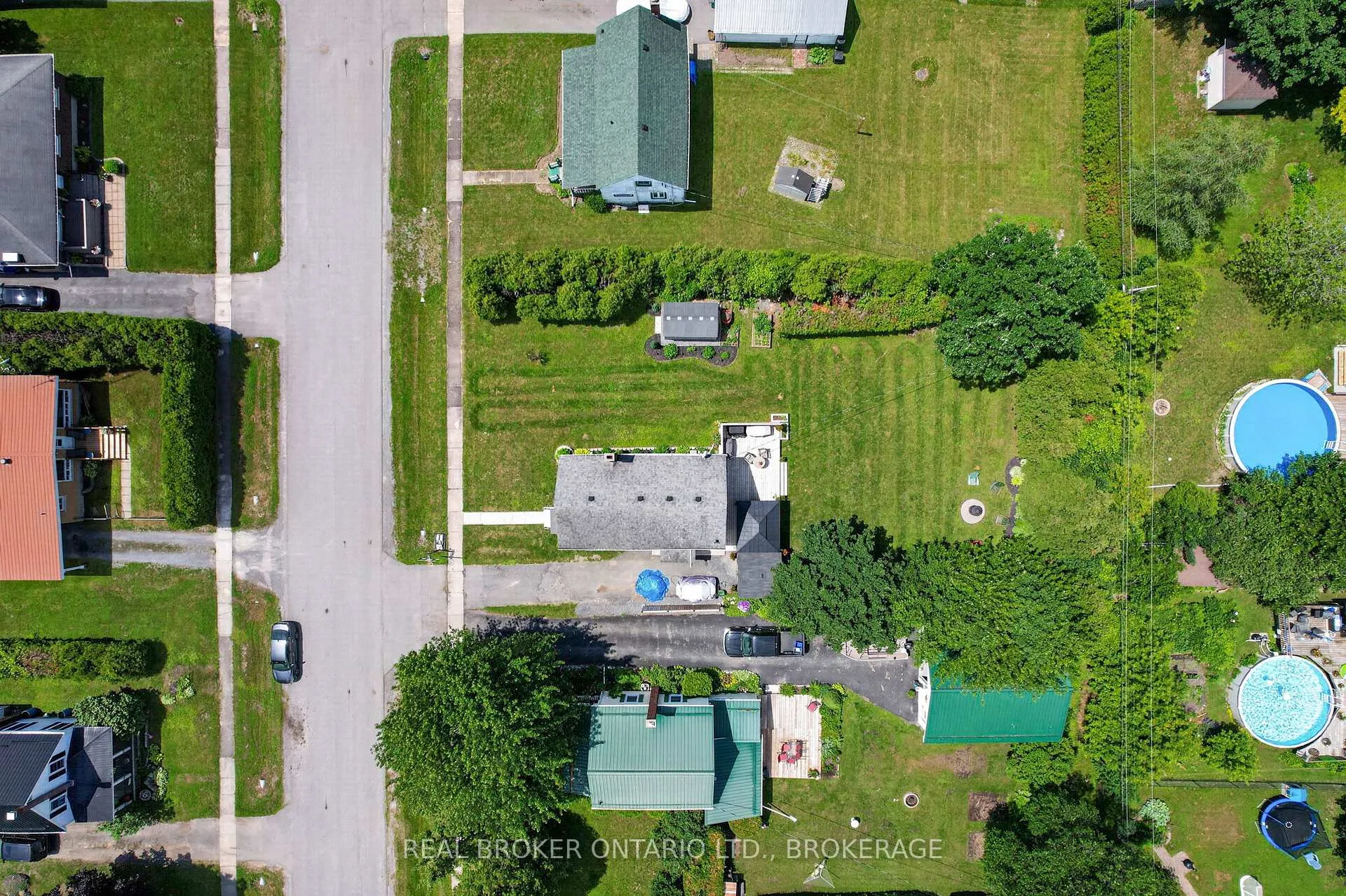 Photo 31 of 17 Pine Street, South Stormont, Ingleside — HOMEH