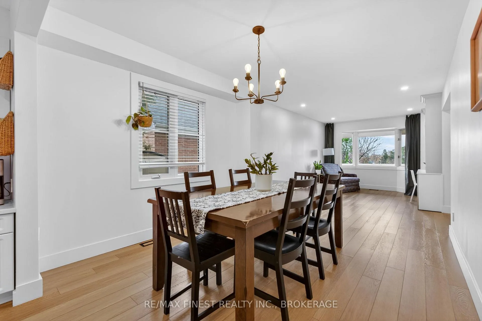 Photo 10 of 825 Somerset Crescent, Kingston, North of Taylor-Kidd Blvd — HOMEH