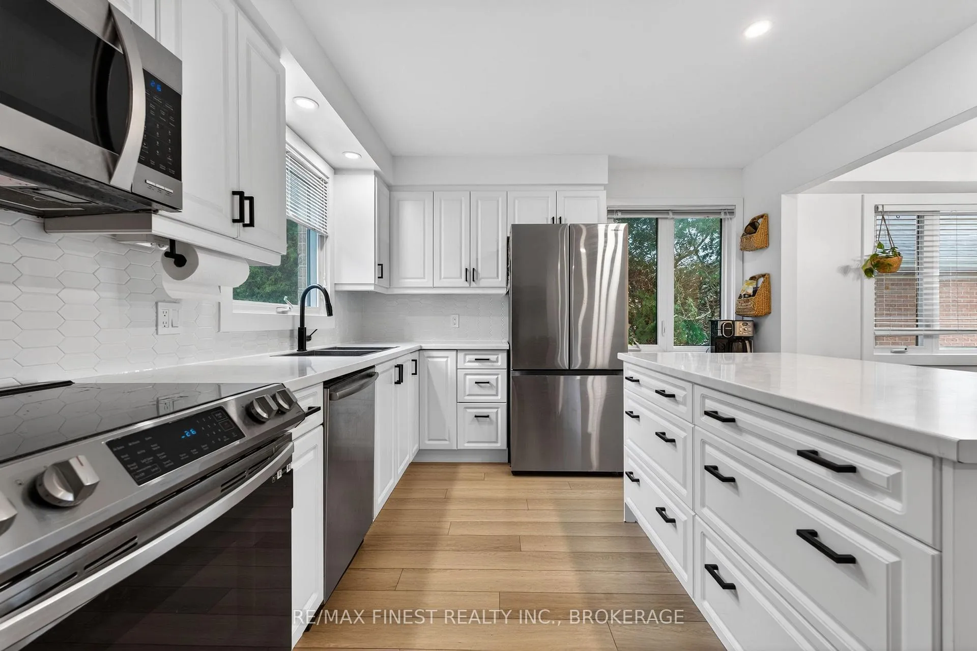 Photo 13 of 825 Somerset Crescent, Kingston, North of Taylor-Kidd Blvd — HOMEH
