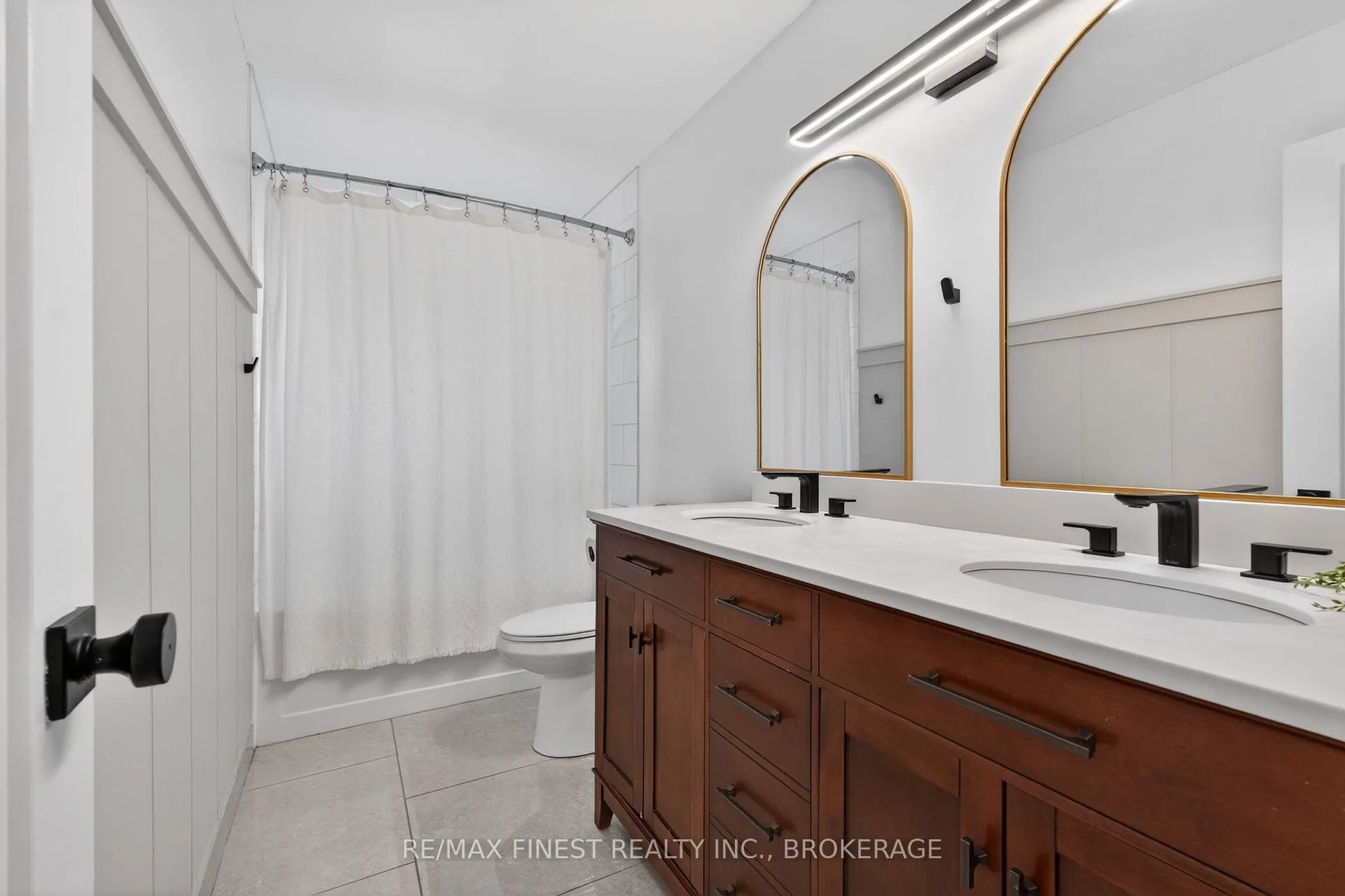 Photo 30 of 825 Somerset Crescent, Kingston, North of Taylor-Kidd Blvd — HOMEH