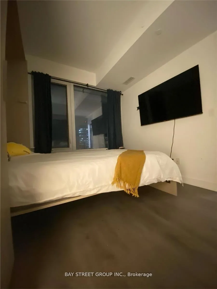 Photo 8 of Unit 1913, 501 Yonge Street, Toronto, Church-Yonge Corridor — HOMEH