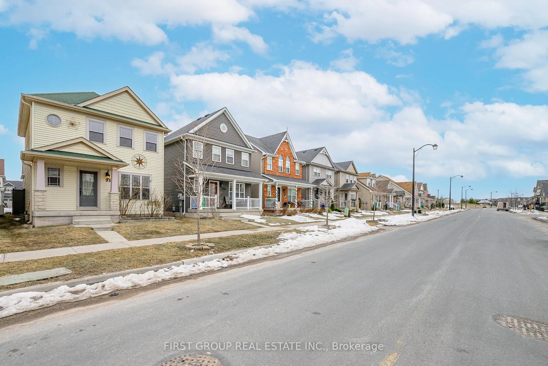 Photo 10 of 936 Broadway Boulevard, Peterborough, Northcrest Ward 5 — HOMEH