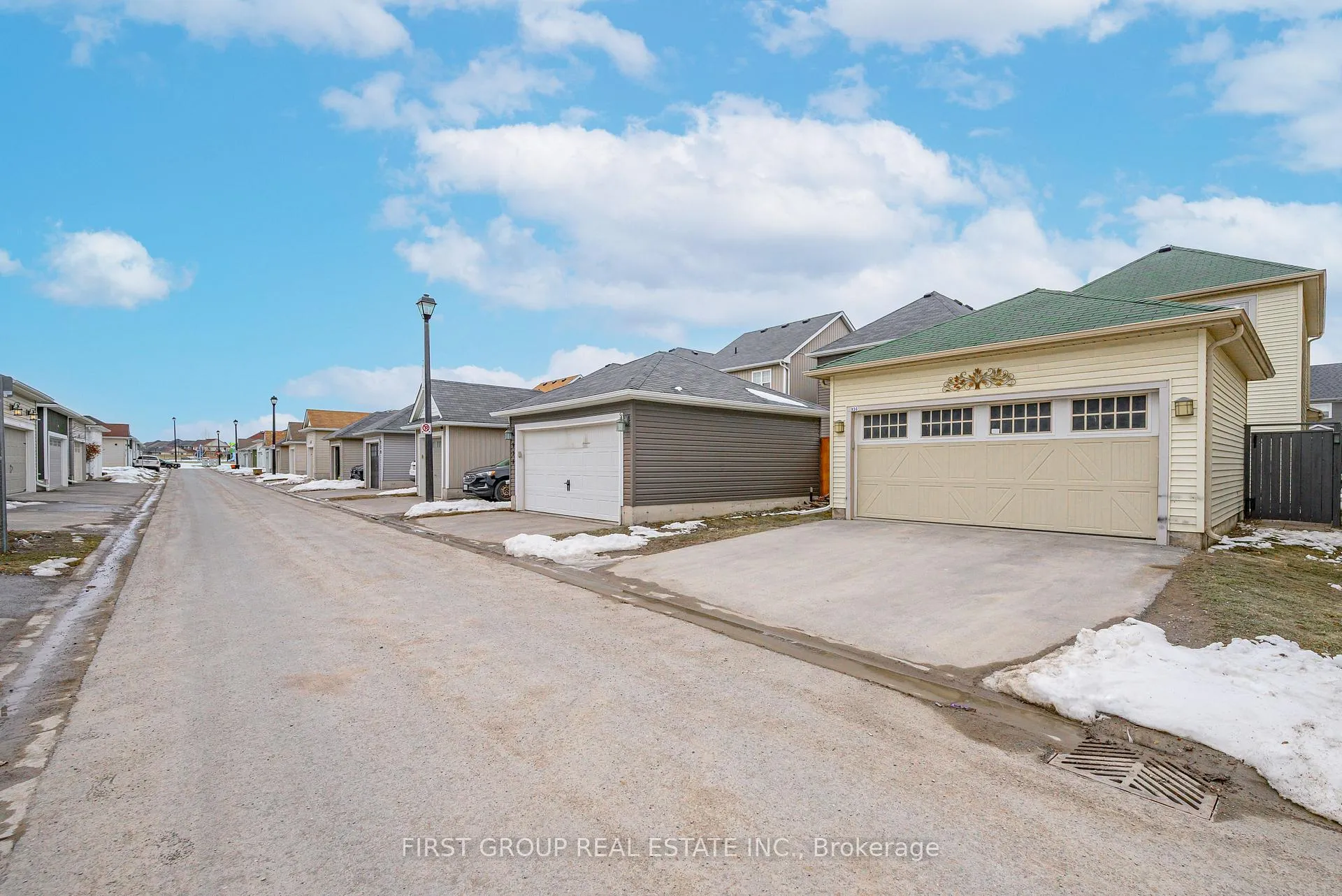 Photo 30 of 936 Broadway Boulevard, Peterborough, Northcrest Ward 5 — HOMEH