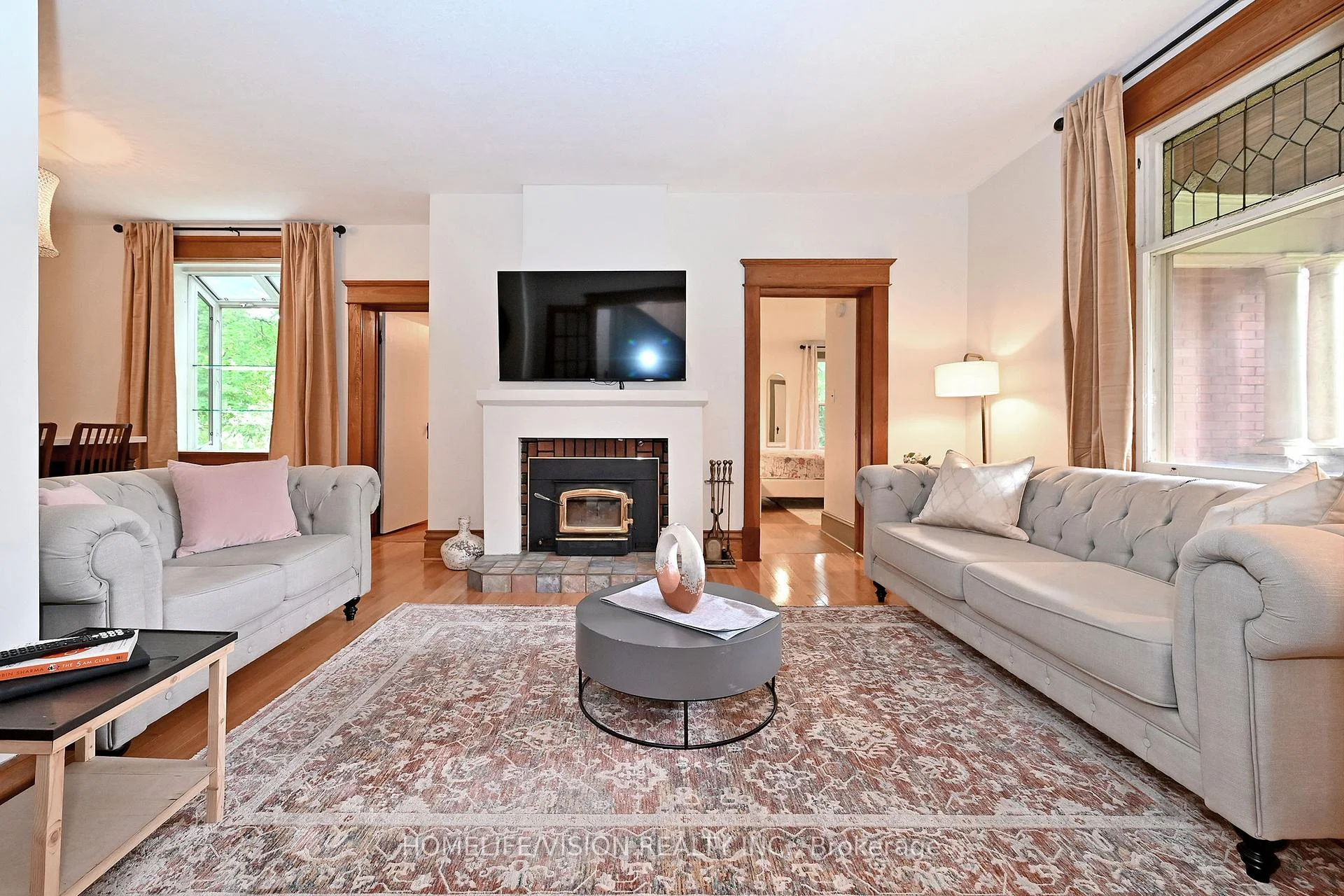 Photo 6 of 135 Elgin Street N, Cambridge, Alison — HOMEH