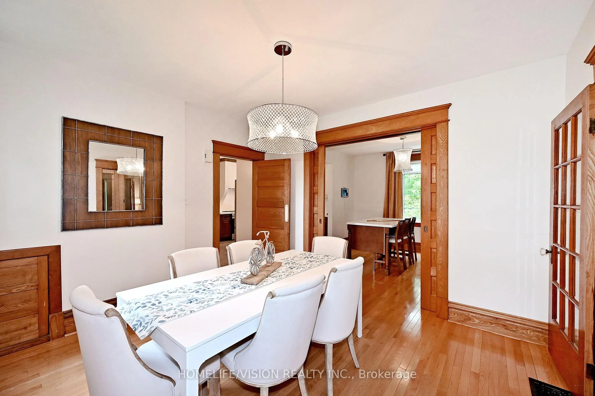 Photo 11 of 135 Elgin Street N, Cambridge, Alison — HOMEH
