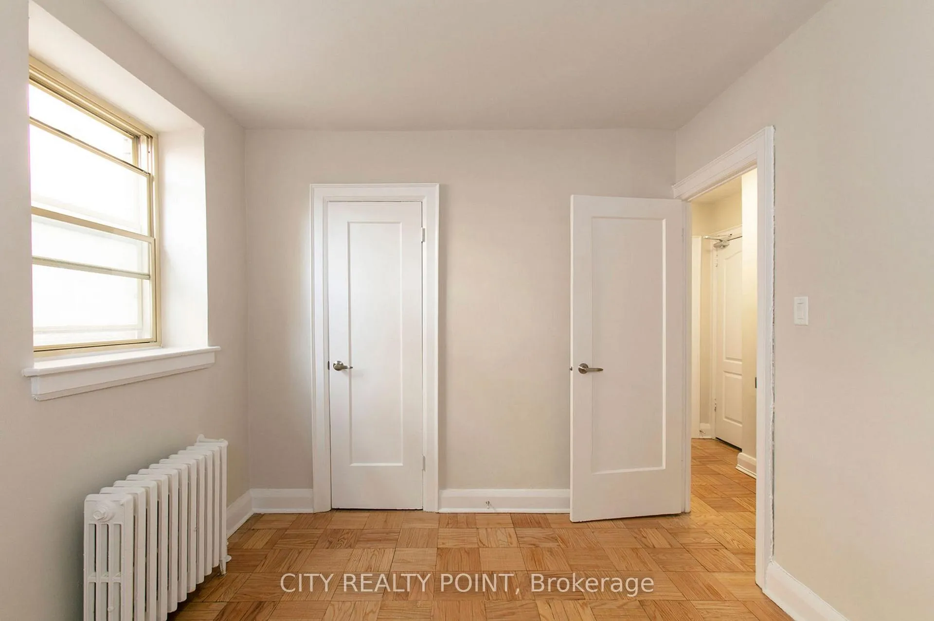 Photo 17 of Unit 521, 398 Avenue Road, Toronto, Casa Loma — HOMEH