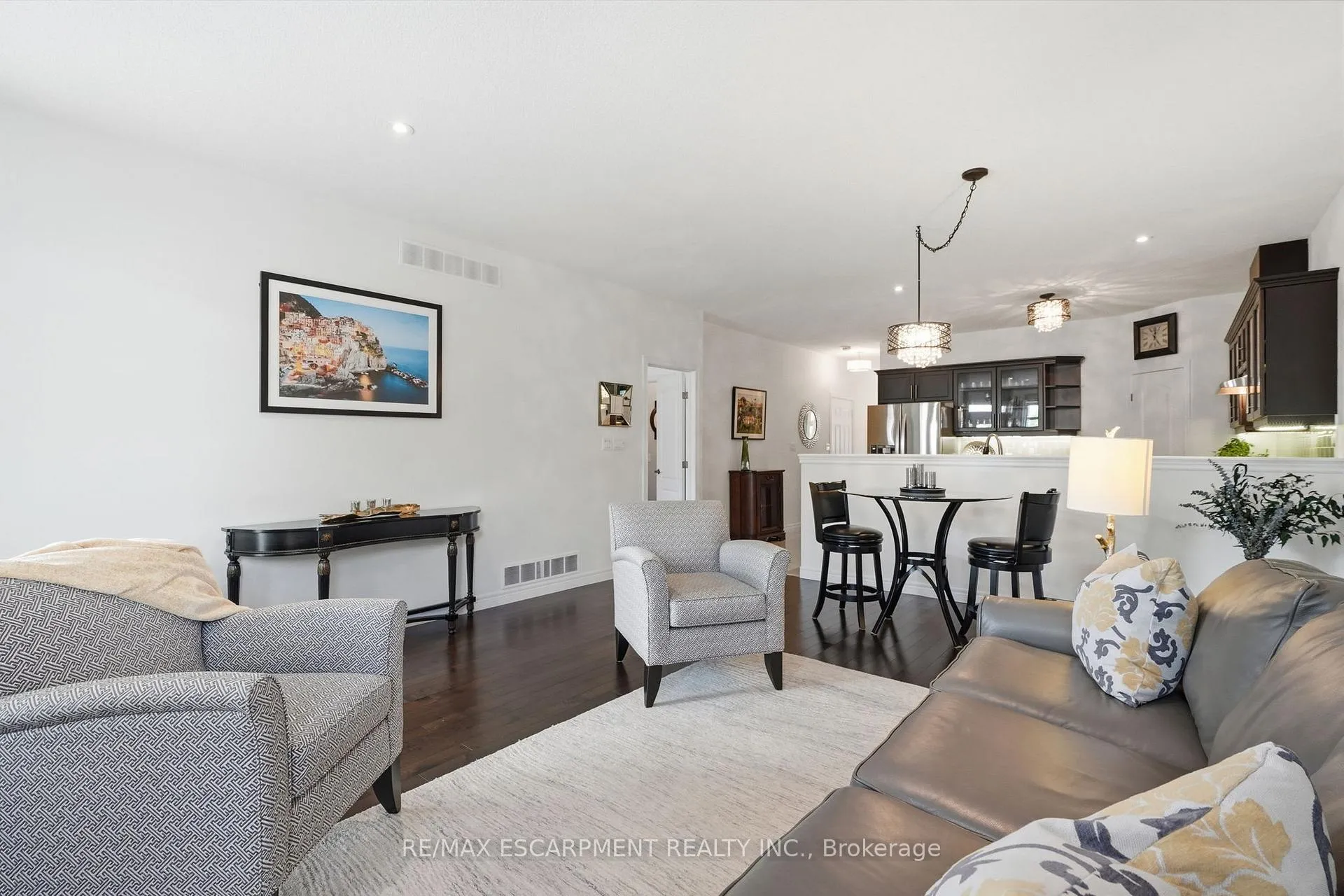Photo 17 of 35 Finton Lane, Hamilton, Rural Glanbrook — HOMEH