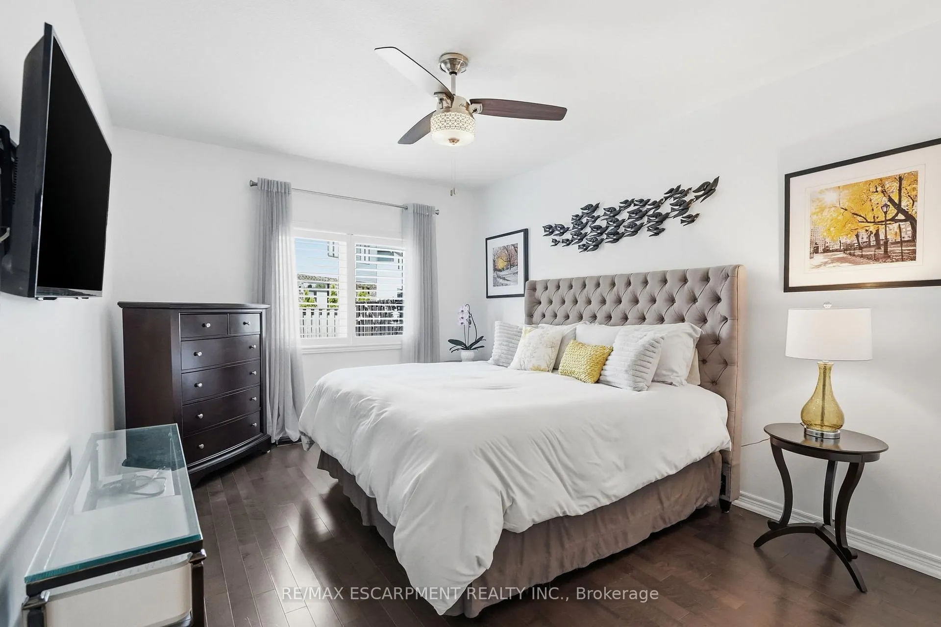 Photo 20 of 35 Finton Lane, Hamilton, Rural Glanbrook — HOMEH