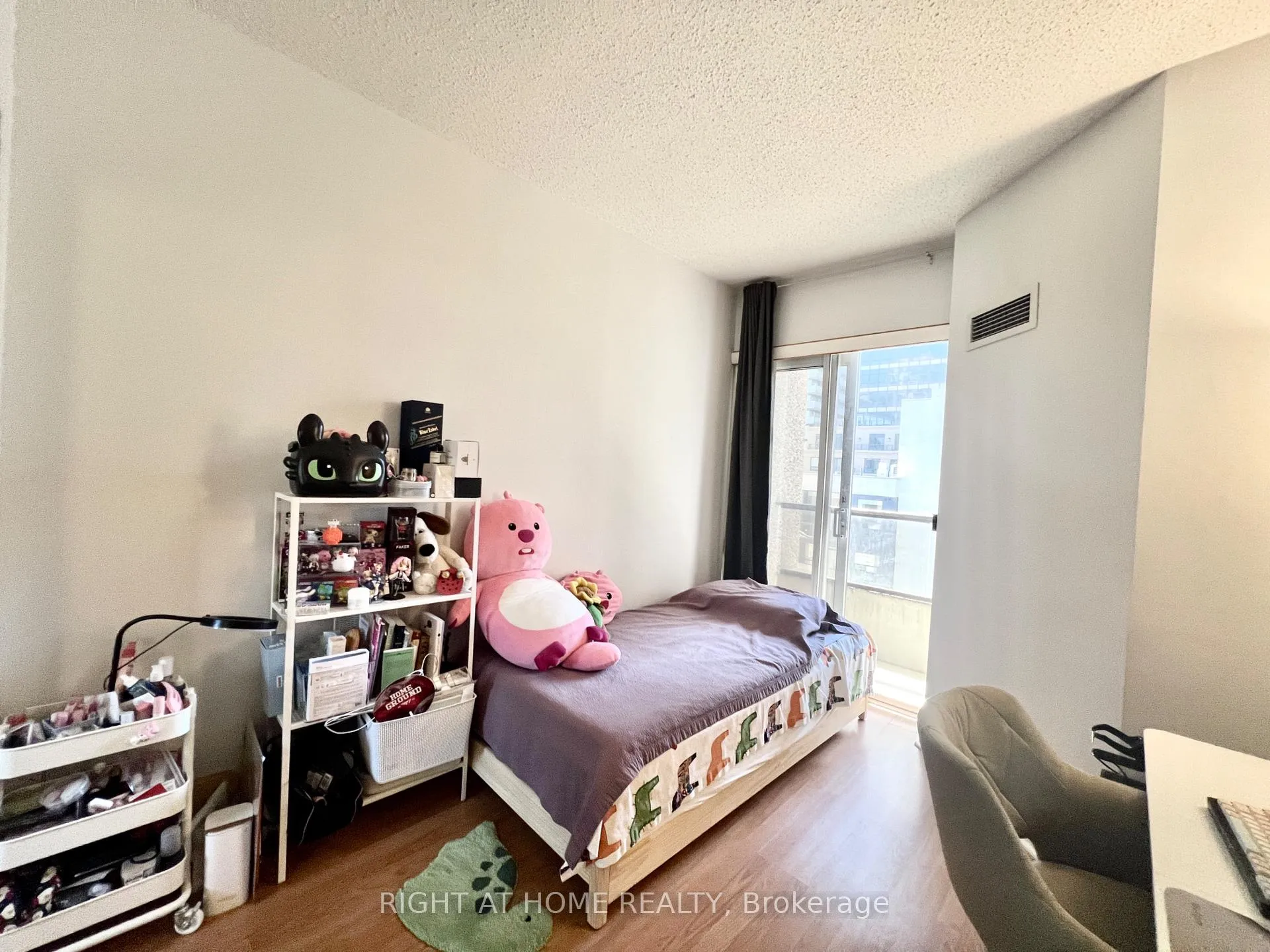 Photo 10 of Unit 1702, 55 Bloor Street E, Toronto, Church-Yonge Corridor — HOMEH