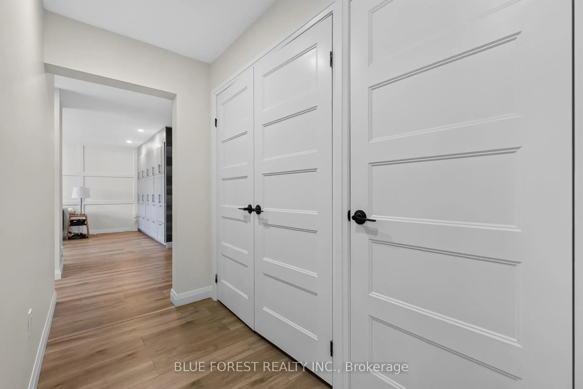 Photo 14 of Unit 202, 600 Grenfell Drive, London, North C — HOMEH