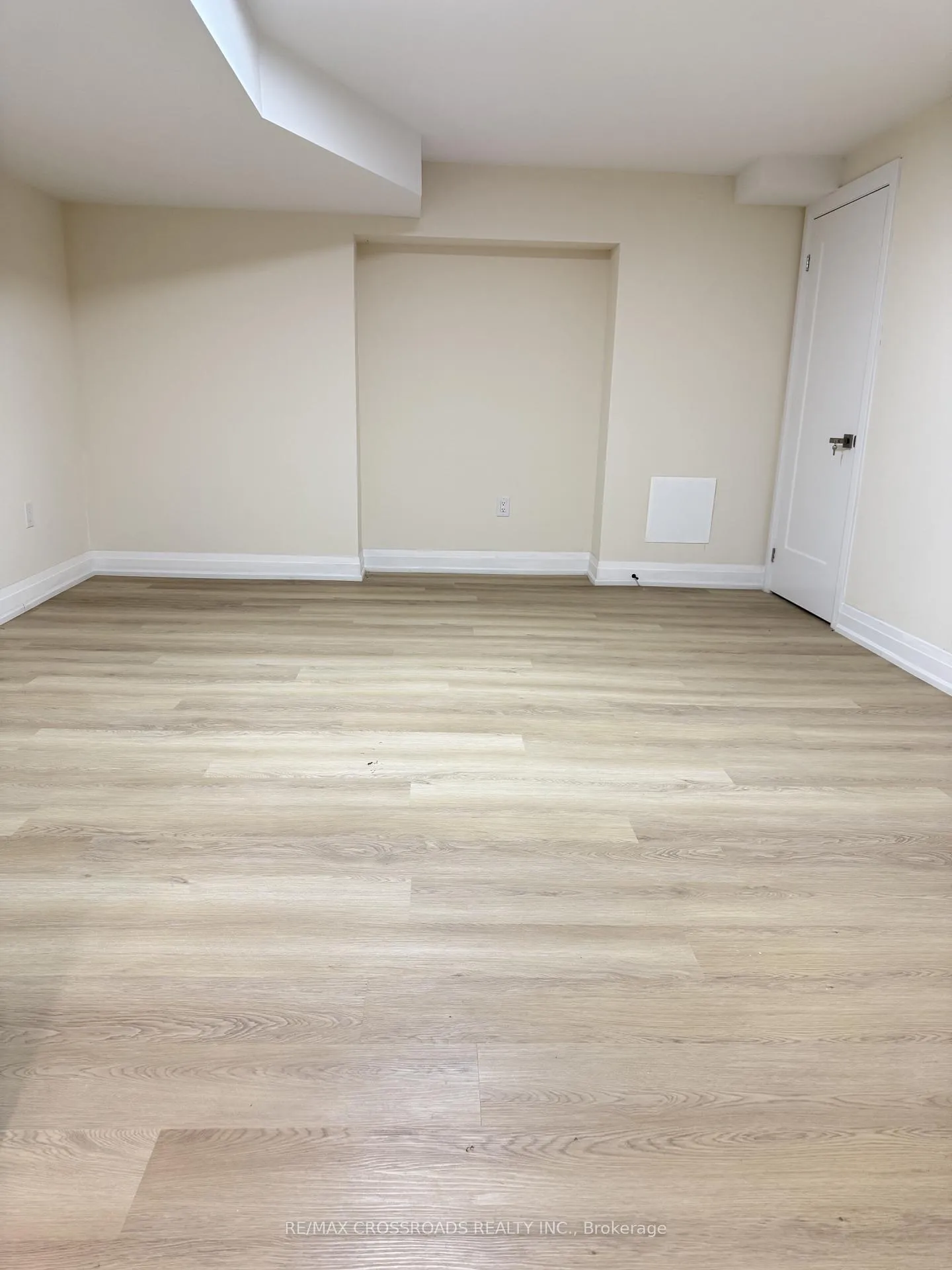 Photo 5 of Unit basement, 28 Glennie Drive, Ajax, Northwest Ajax — HOMEH