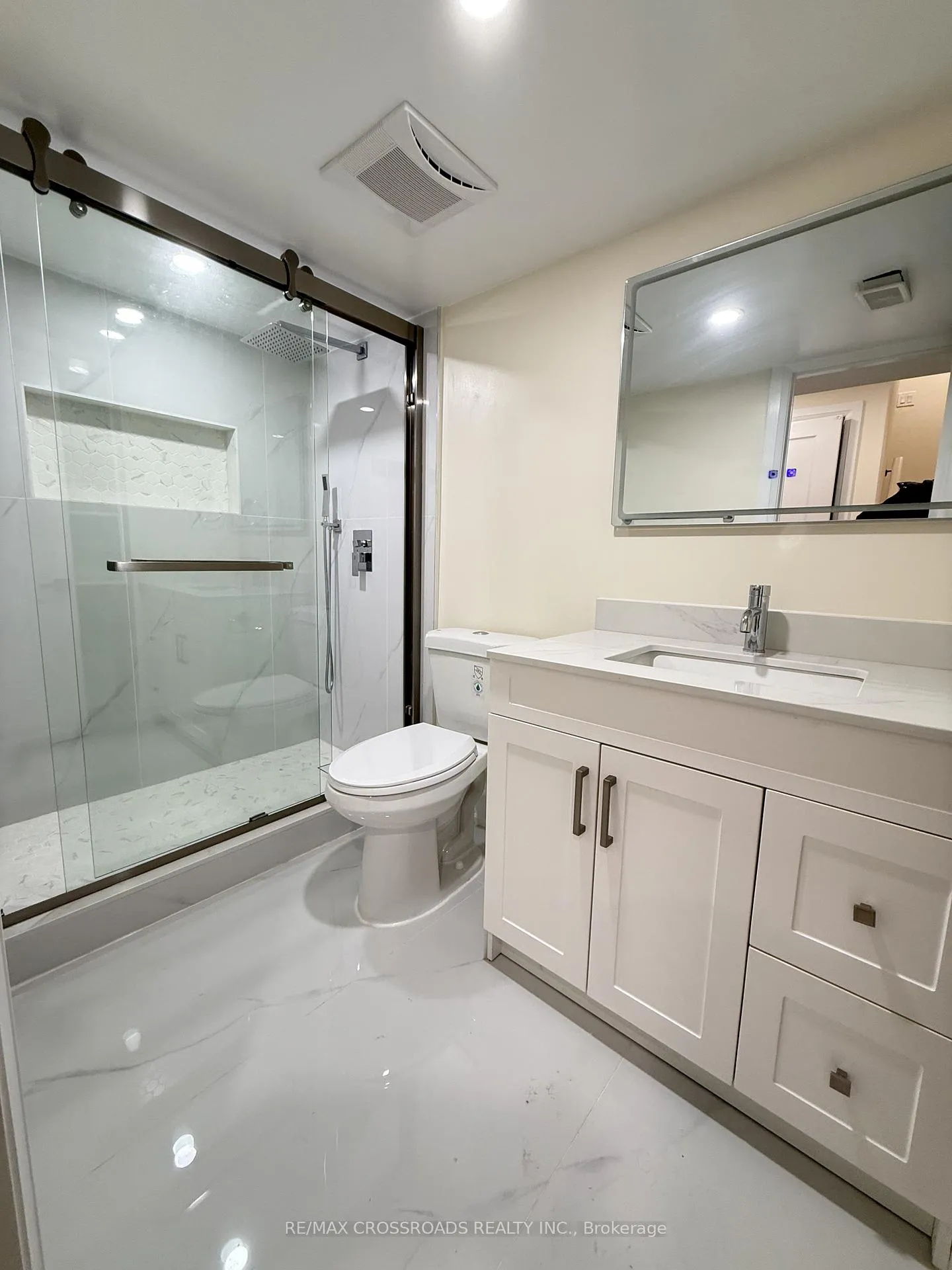 Photo 7 of Unit basement, 28 Glennie Drive, Ajax, Northwest Ajax — HOMEH