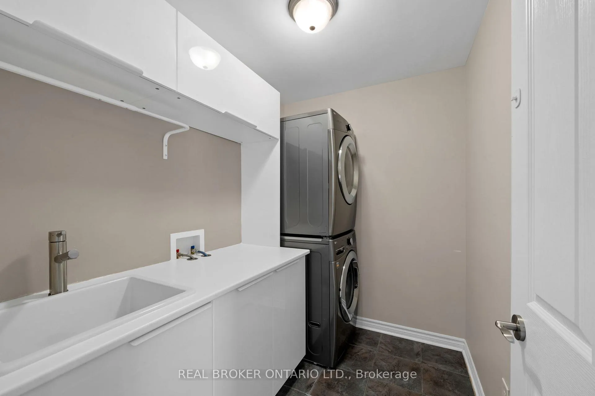 Photo 38 of 2188 Sunset Cove Circle, Ottawa, Barrhaven - Half Moon Bay — HOMEH