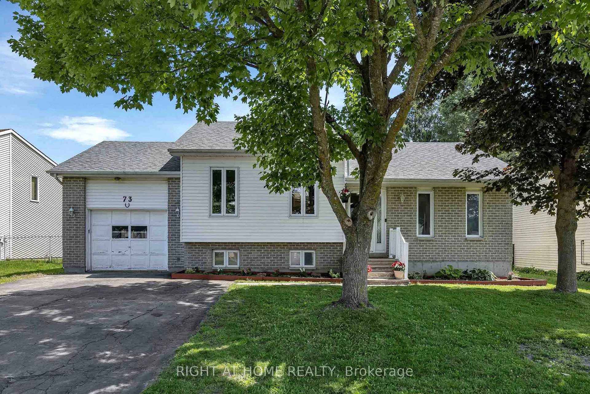 Front of 73 Castlebeau Street