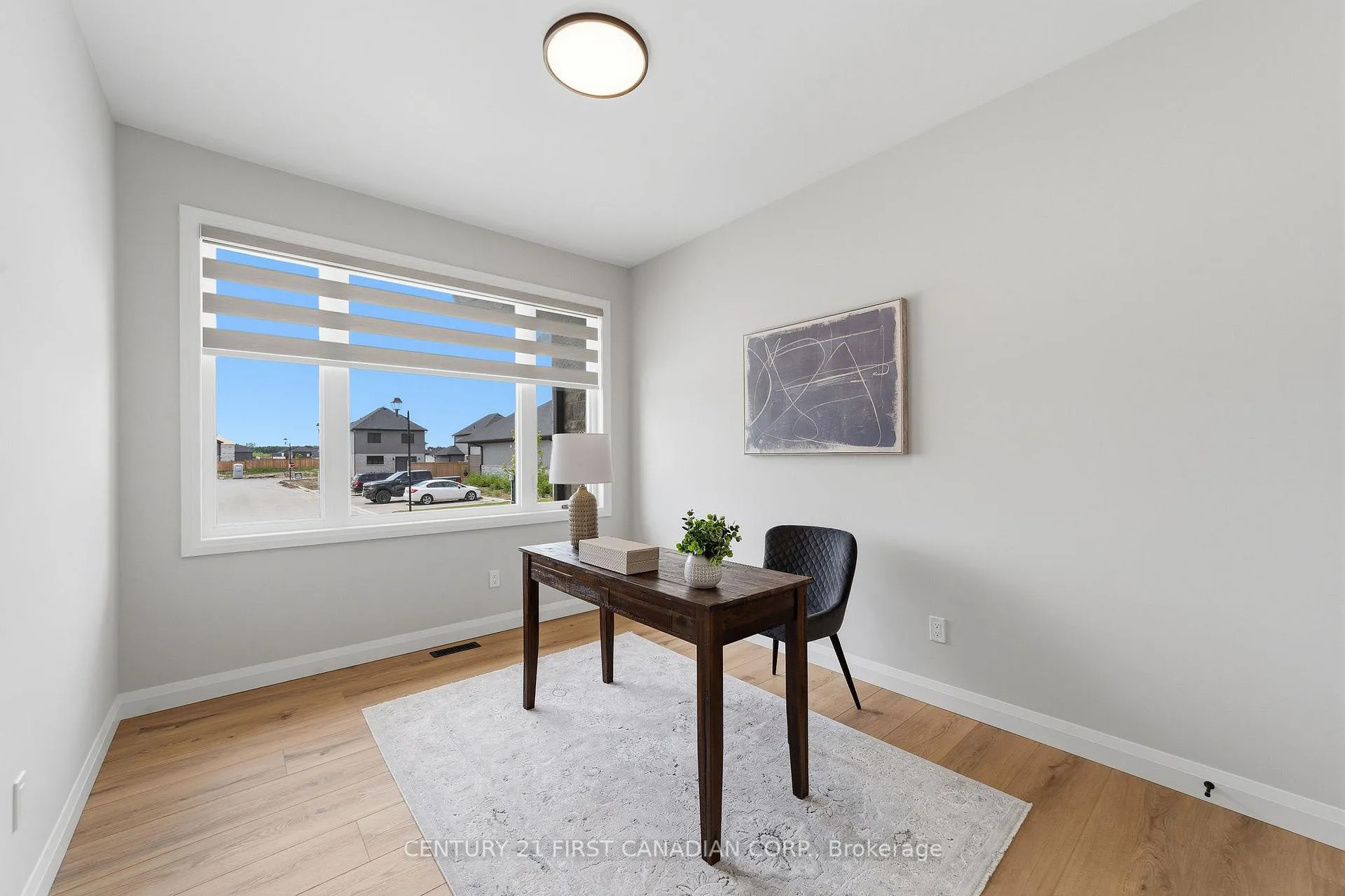 Photo 7 of Unit 12, 32 Postma Crescent, North Middlesex, Ailsa Craig — HOMEH