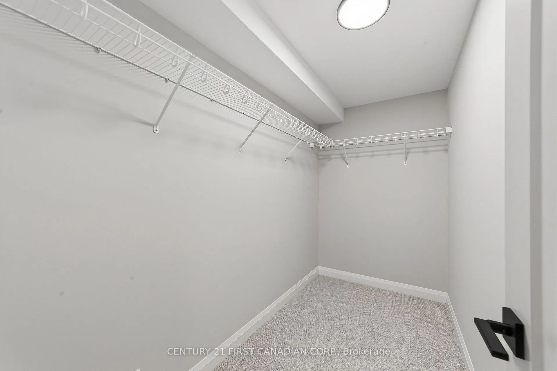 Photo 25 of Unit 12, 32 Postma Crescent, North Middlesex, Ailsa Craig — HOMEH
