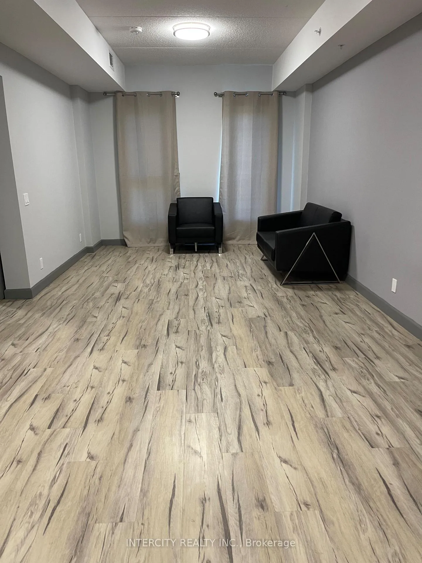 Photo 7 of Unit 425, 77 Leeland Street, Hamilton, Ainslie Wood — HOMEH