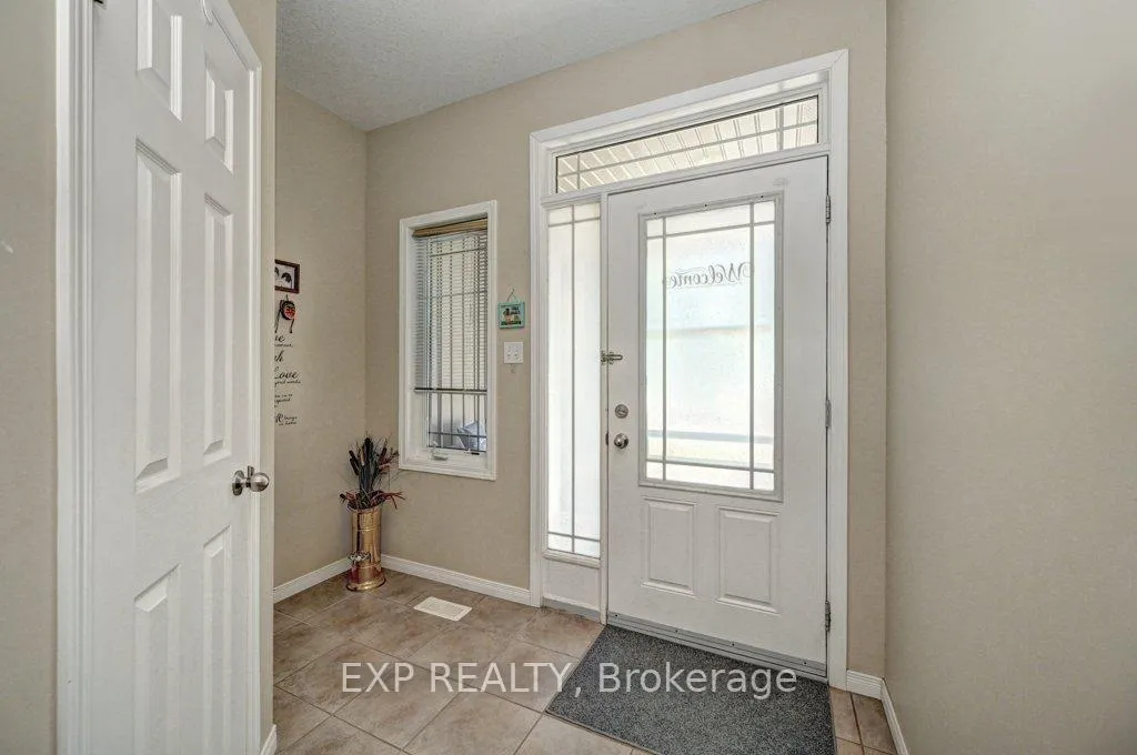 Photo 4 of Unit A3, 795 Laurelwood Drive, Waterloo, Columbia Forest/Clair Hills — HOMEH
