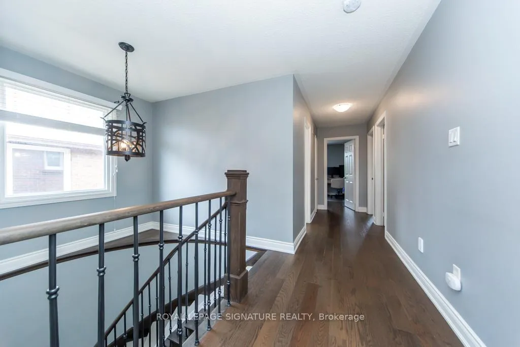 Photo 25 of 154 Oliver Lane, Vaughan, Maple — HOMEH