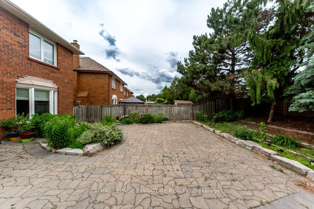 Photo 49 of 154 Oliver Lane, Vaughan, Maple — HOMEH