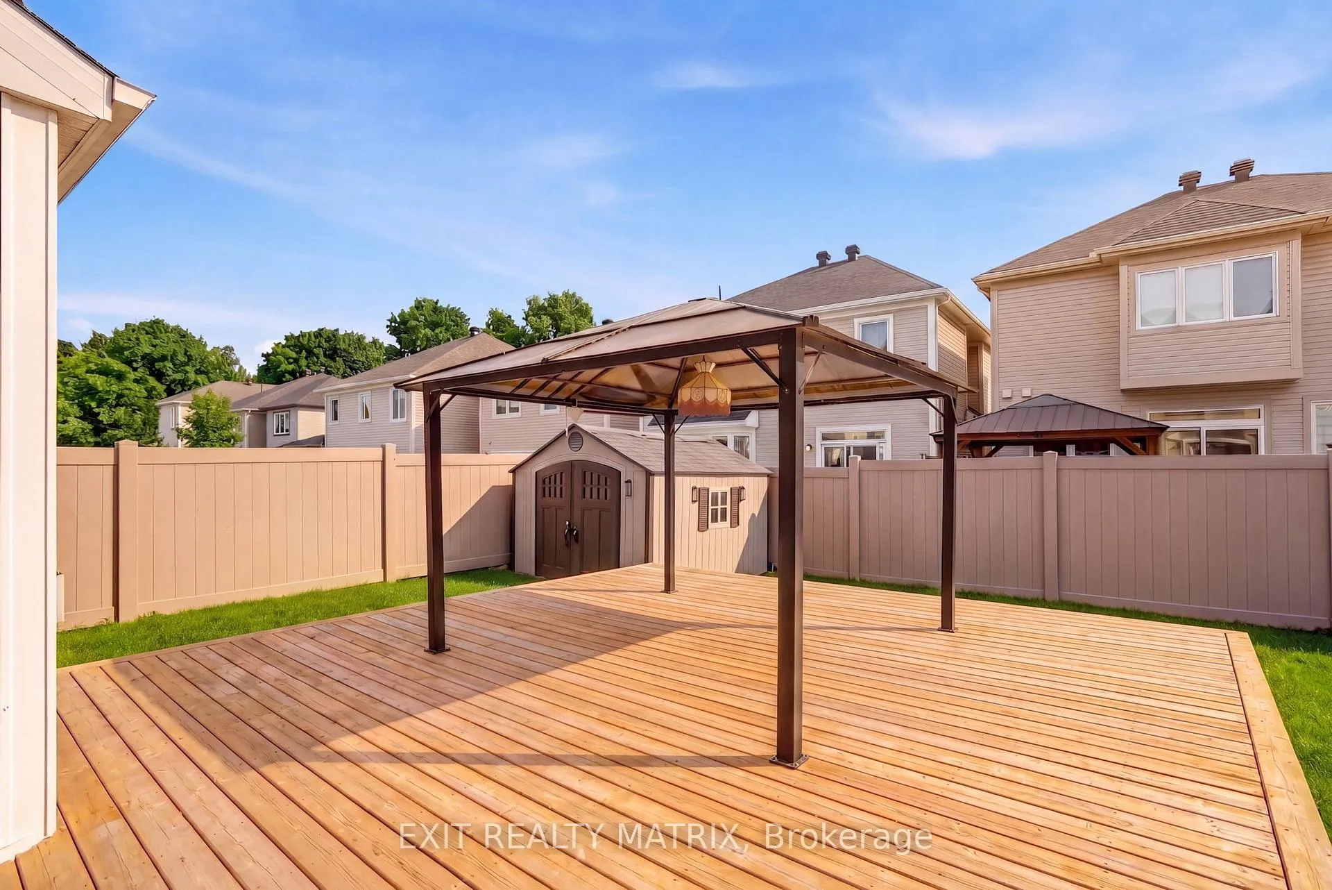 Photo 26 of 194 Flowing Creek Circle, Ottawa, Kanata - Emerald Meadows/Trailwest — HOMEH