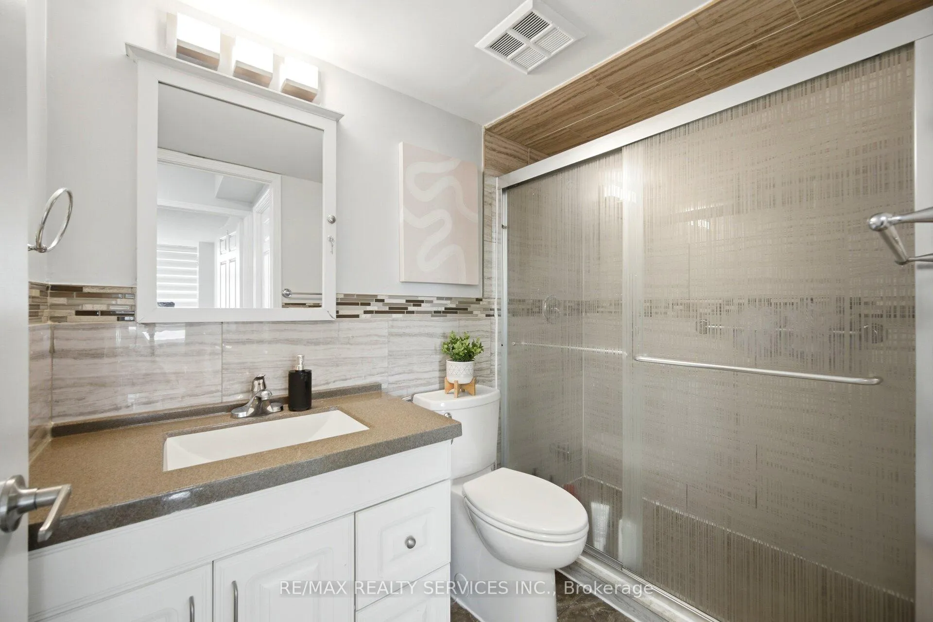 Photo 24 of Unit 1907, 22 Hanover Road, Brampton, Queen Street Corridor — HOMEH