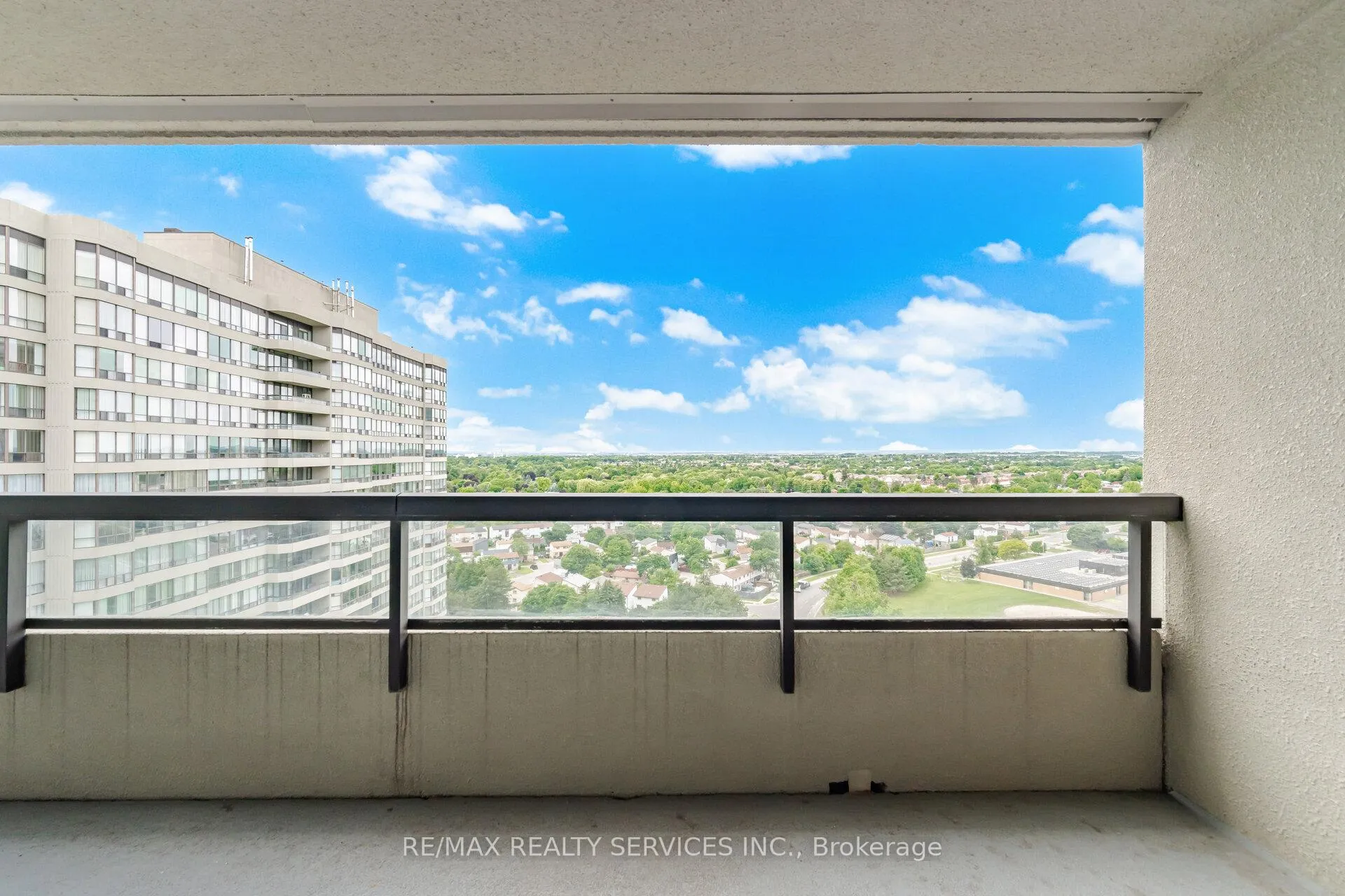 Photo 26 of Unit 1907, 22 Hanover Road, Brampton, Queen Street Corridor — HOMEH
