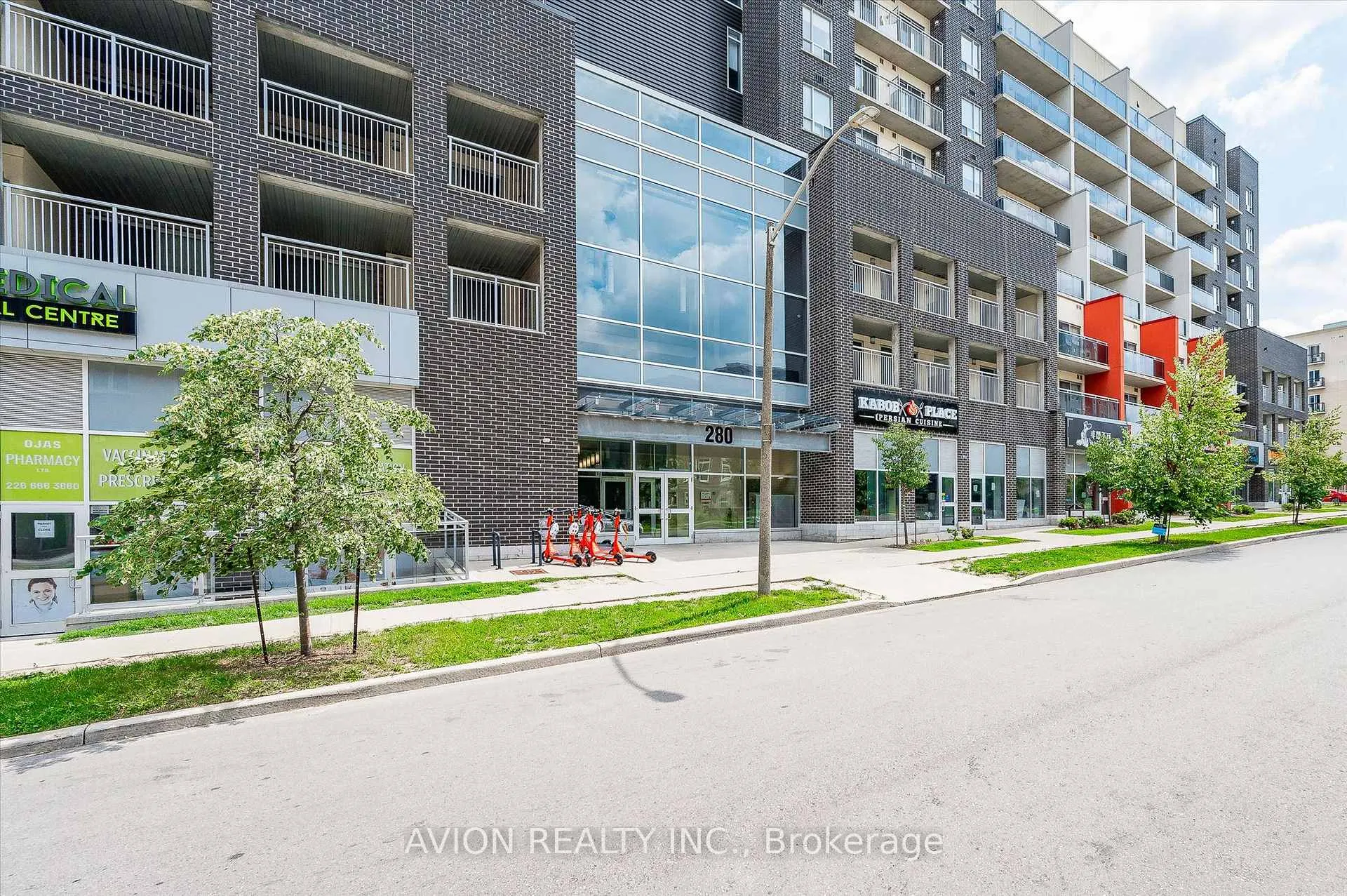 Photo 3 of Unit 618, 280 Lester Street, Waterloo, Beechwood/University — HOMEH