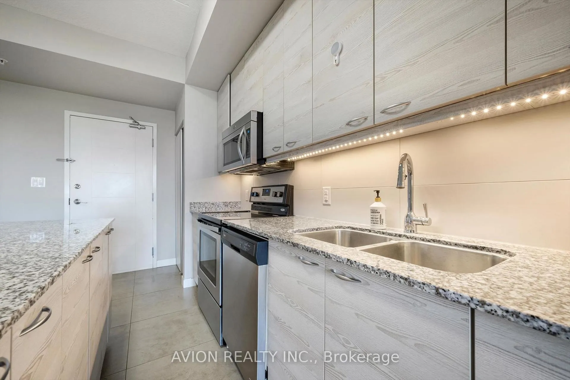 Photo 12 of Unit 618, 280 Lester Street, Waterloo, Beechwood/University — HOMEH
