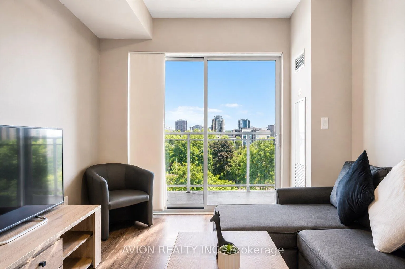 Photo 14 of Unit 618, 280 Lester Street, Waterloo, Beechwood/University — HOMEH