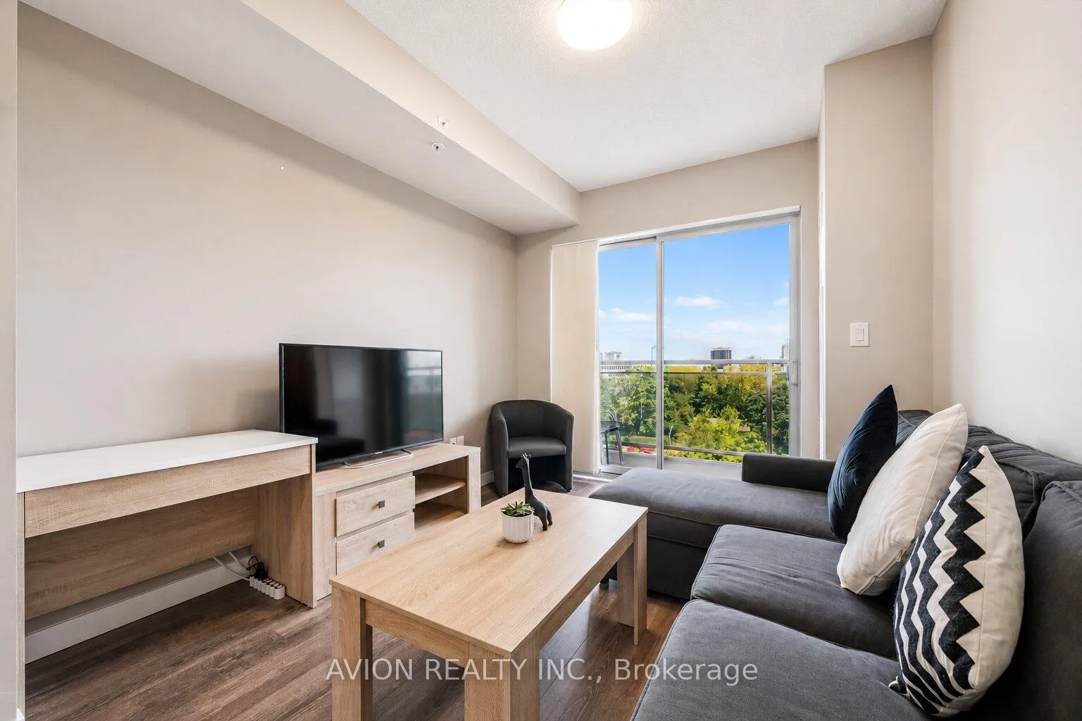 Photo 16 of Unit 618, 280 Lester Street, Waterloo, Beechwood/University — HOMEH