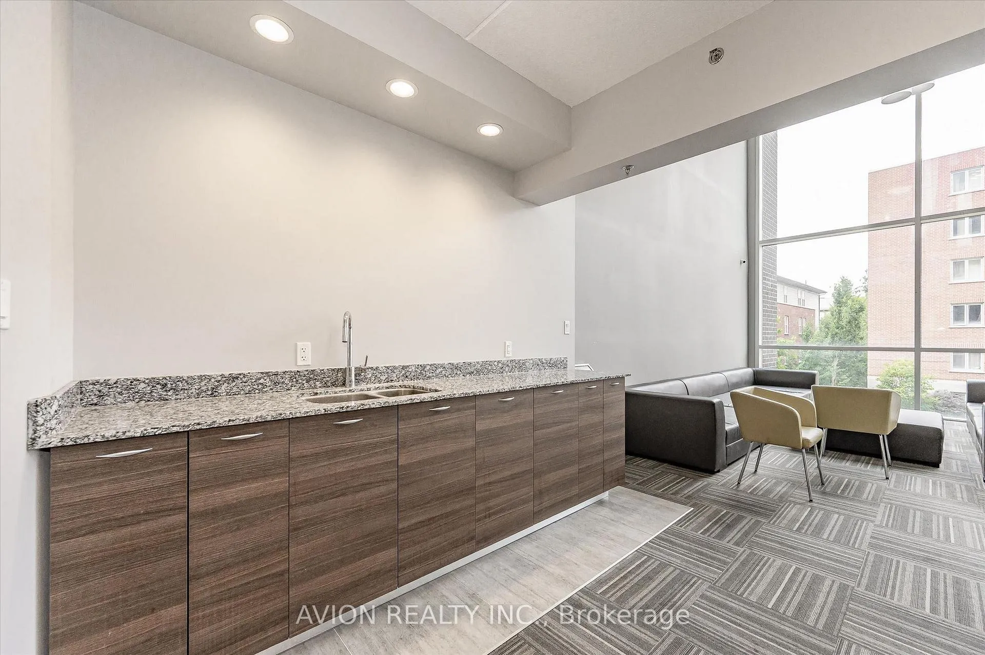 Photo 29 of Unit 618, 280 Lester Street, Waterloo, Beechwood/University — HOMEH