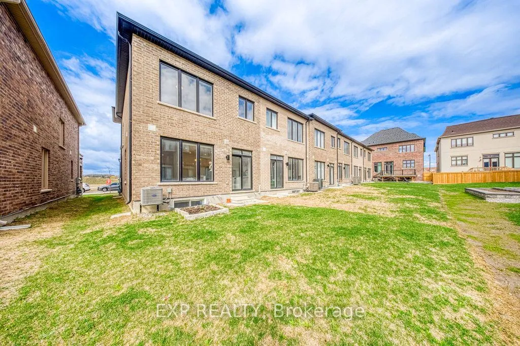 Photo 42 of 69 Freeman Williams Street, Markham, Angus Glen — HOMEH
