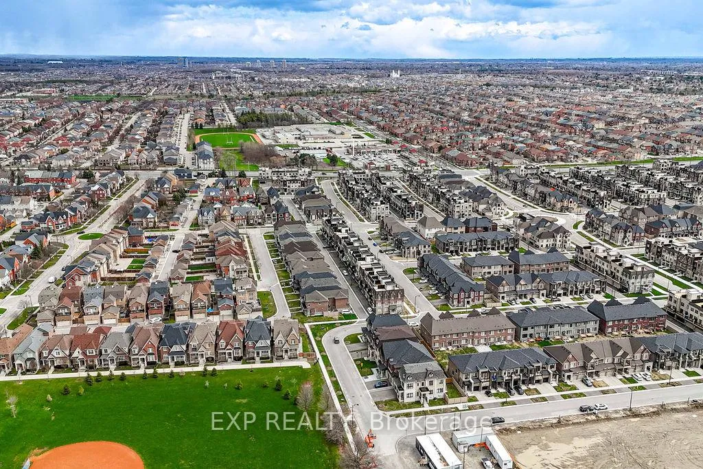 Photo 49 of 69 Freeman Williams Street, Markham, Angus Glen — HOMEH