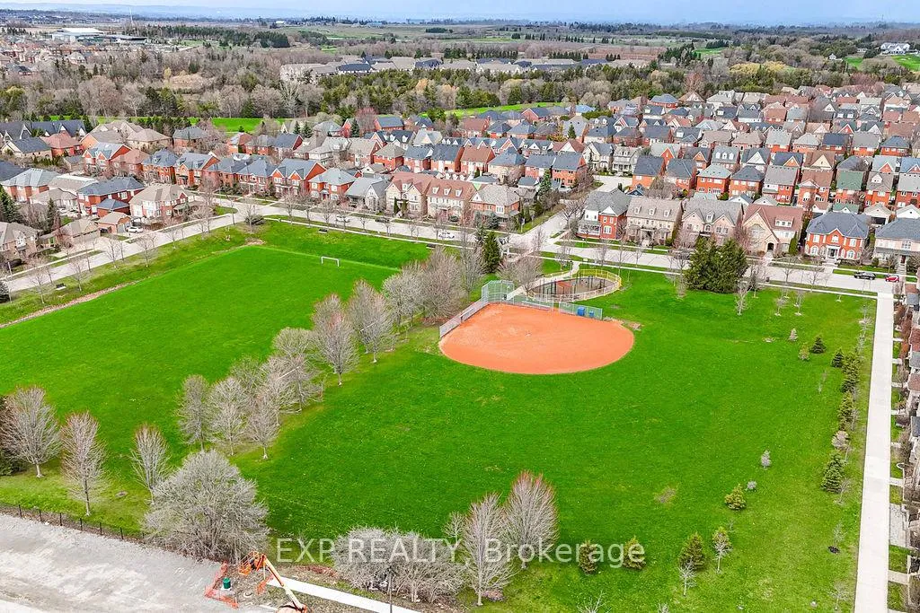 Photo 50 of 69 Freeman Williams Street, Markham, Angus Glen — HOMEH