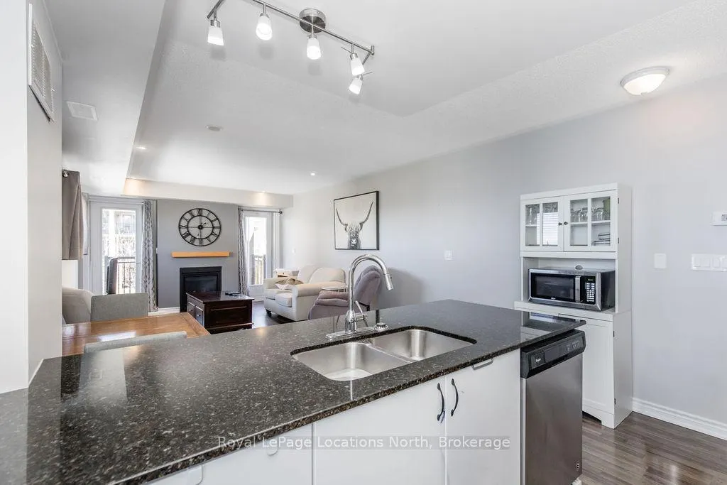 Photo 17 of Unit 201, 5 Anchorage Crescent, Collingwood — HOMEH